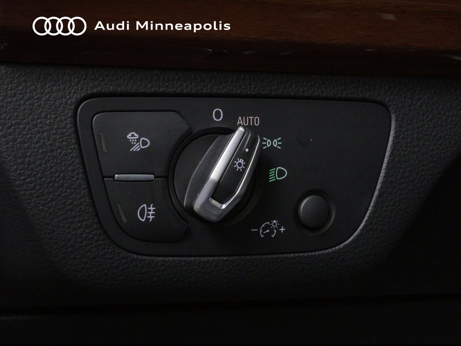 Thumbnail: 2023 Audi Q5 - 21