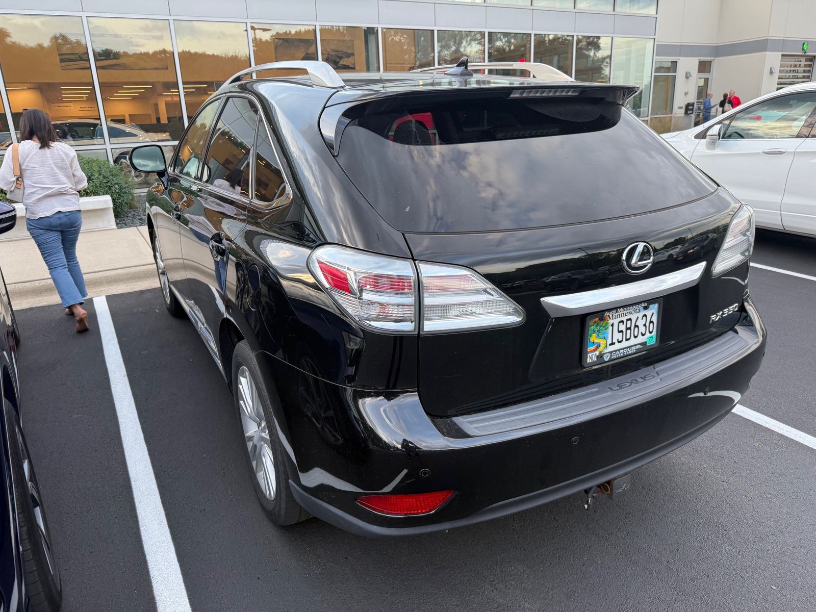 Thumbnail: 2011 Lexus RX - 3