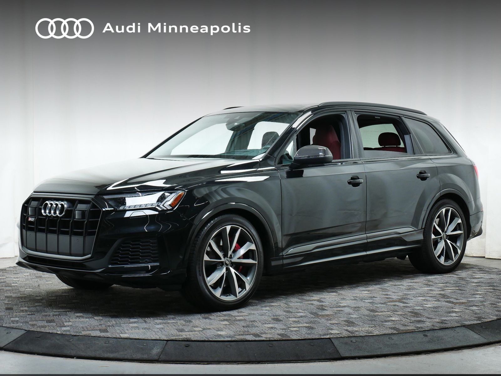 2024 Audi SQ7 Prestige -
                  Golden Valley, MN