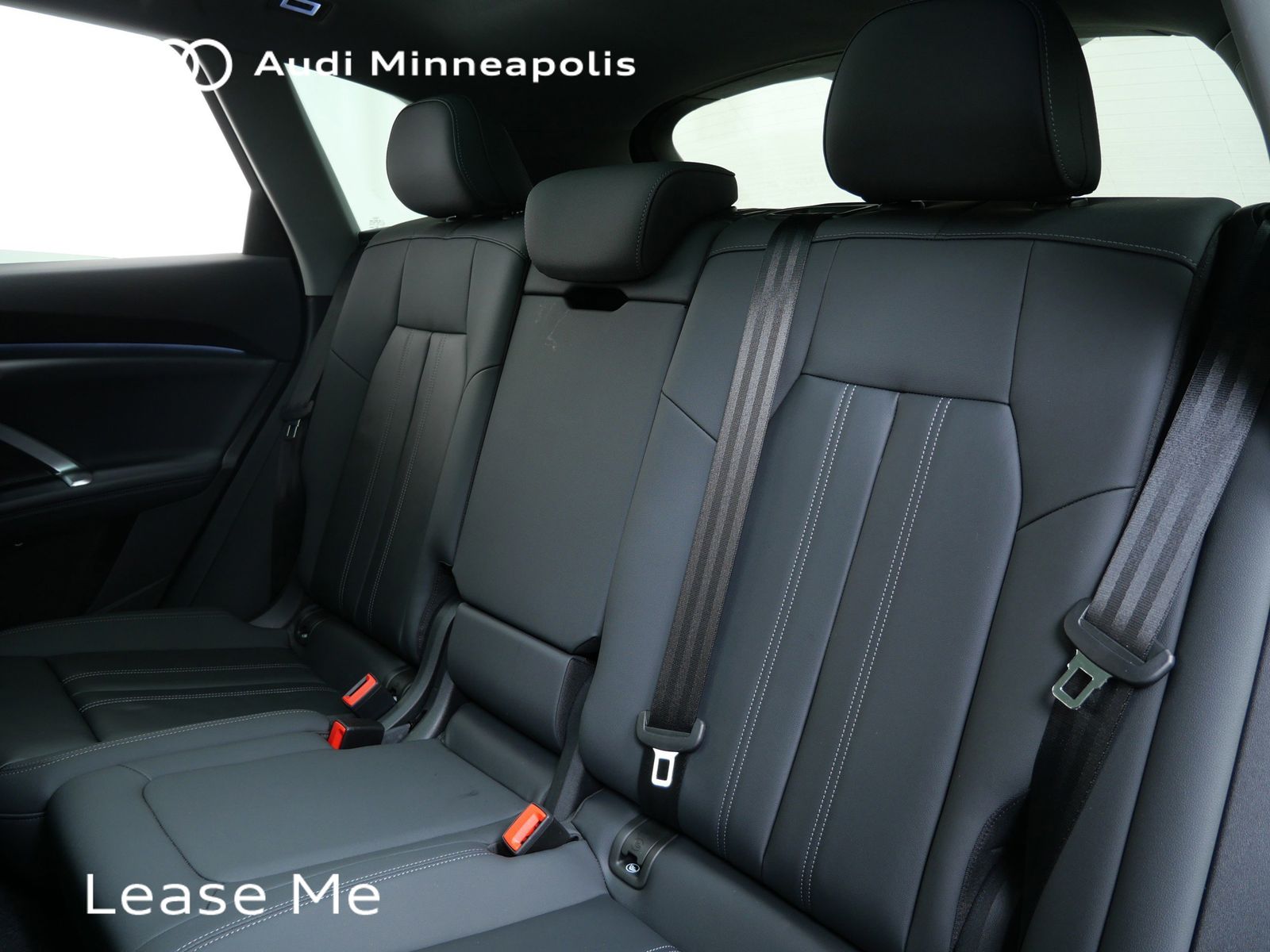 Thumbnail: 2025 Audi Q5 - 14