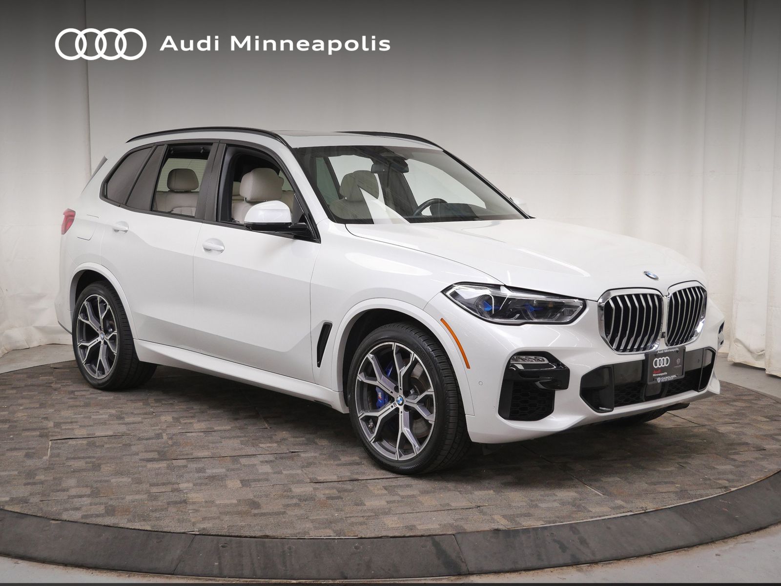 Thumbnail: 2019 BMW X5 - 10