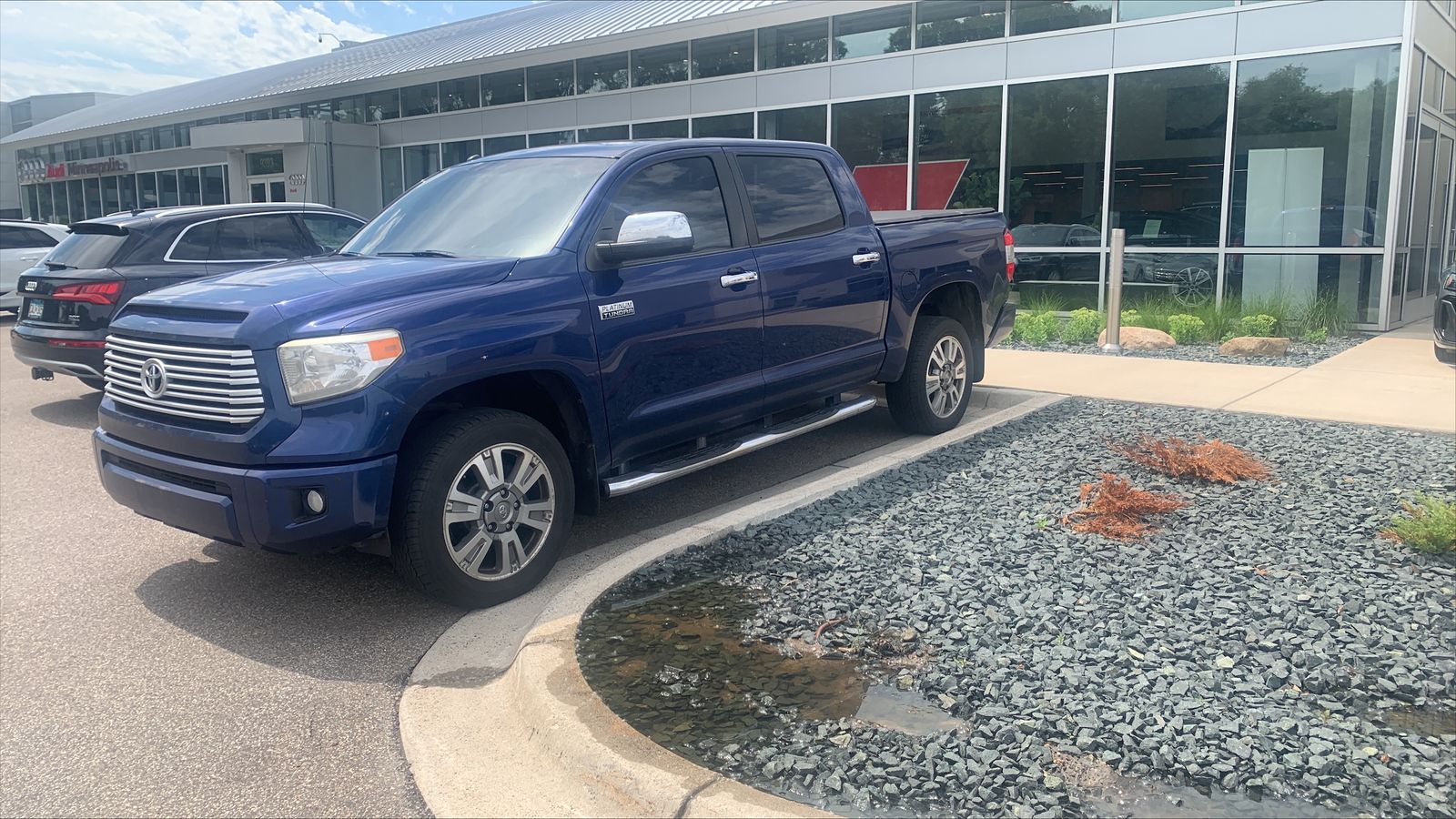 Thumbnail: 2015 Toyota Tundra - 3
