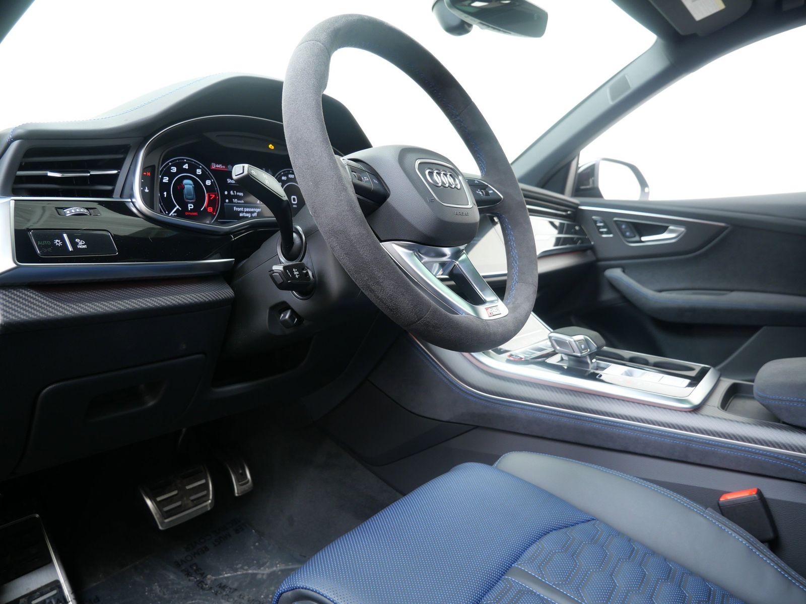 Thumbnail: 2026 Audi RS Q8 - 2