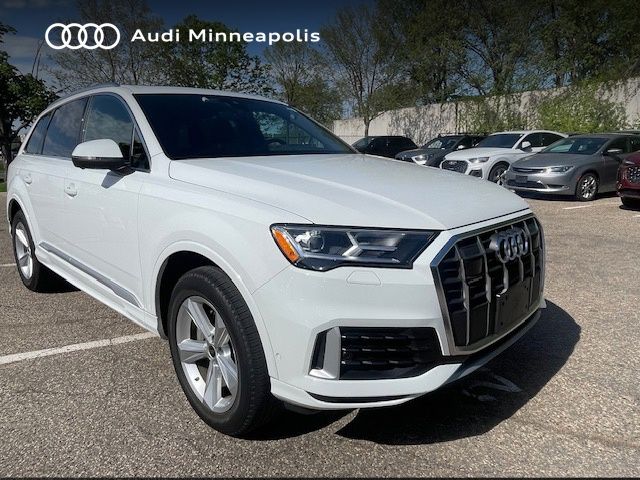 Thumbnail: 2023 Audi Q7 - 1