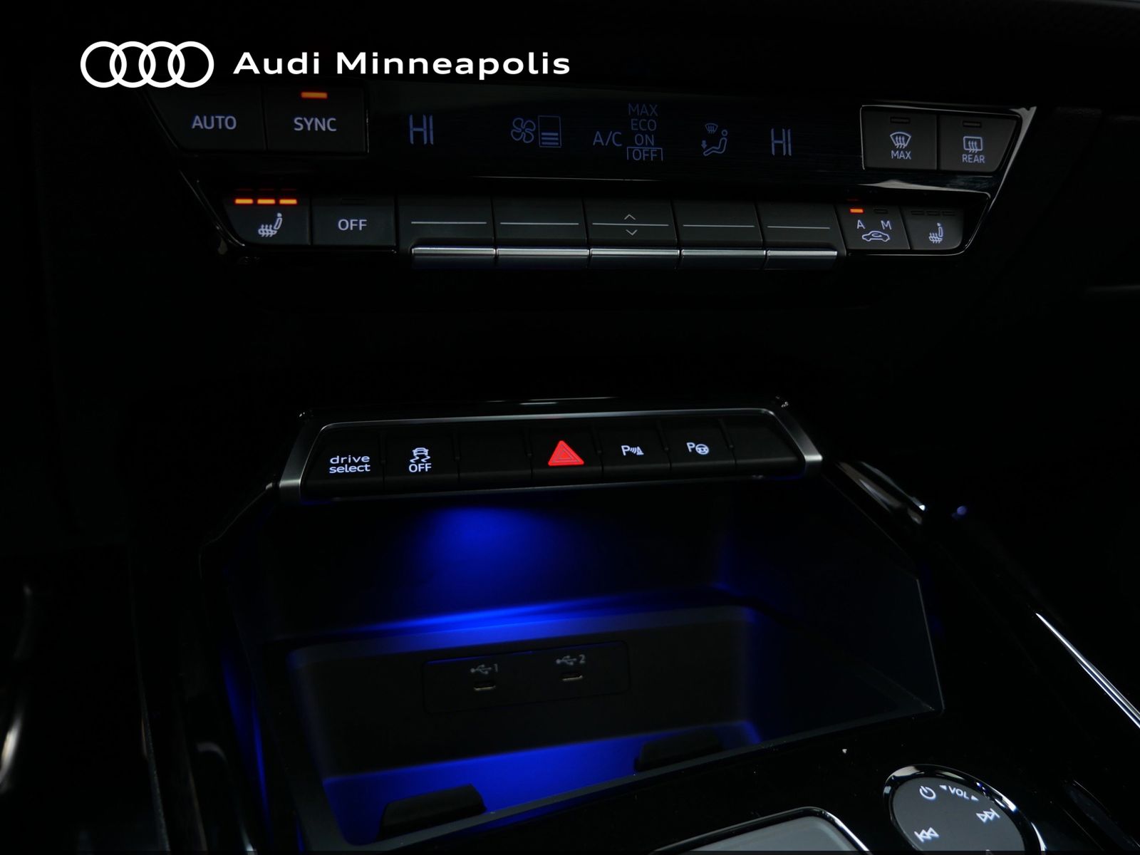 Thumbnail: 2024 Audi RS 3 - 26