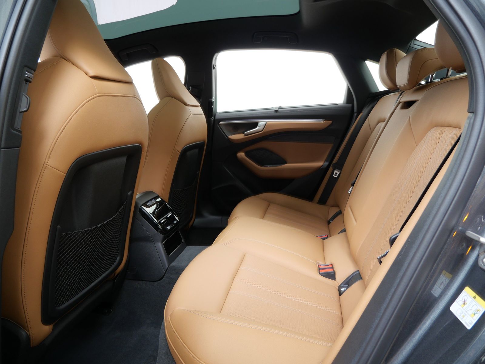 Thumbnail: 2026 Audi A6 - 12