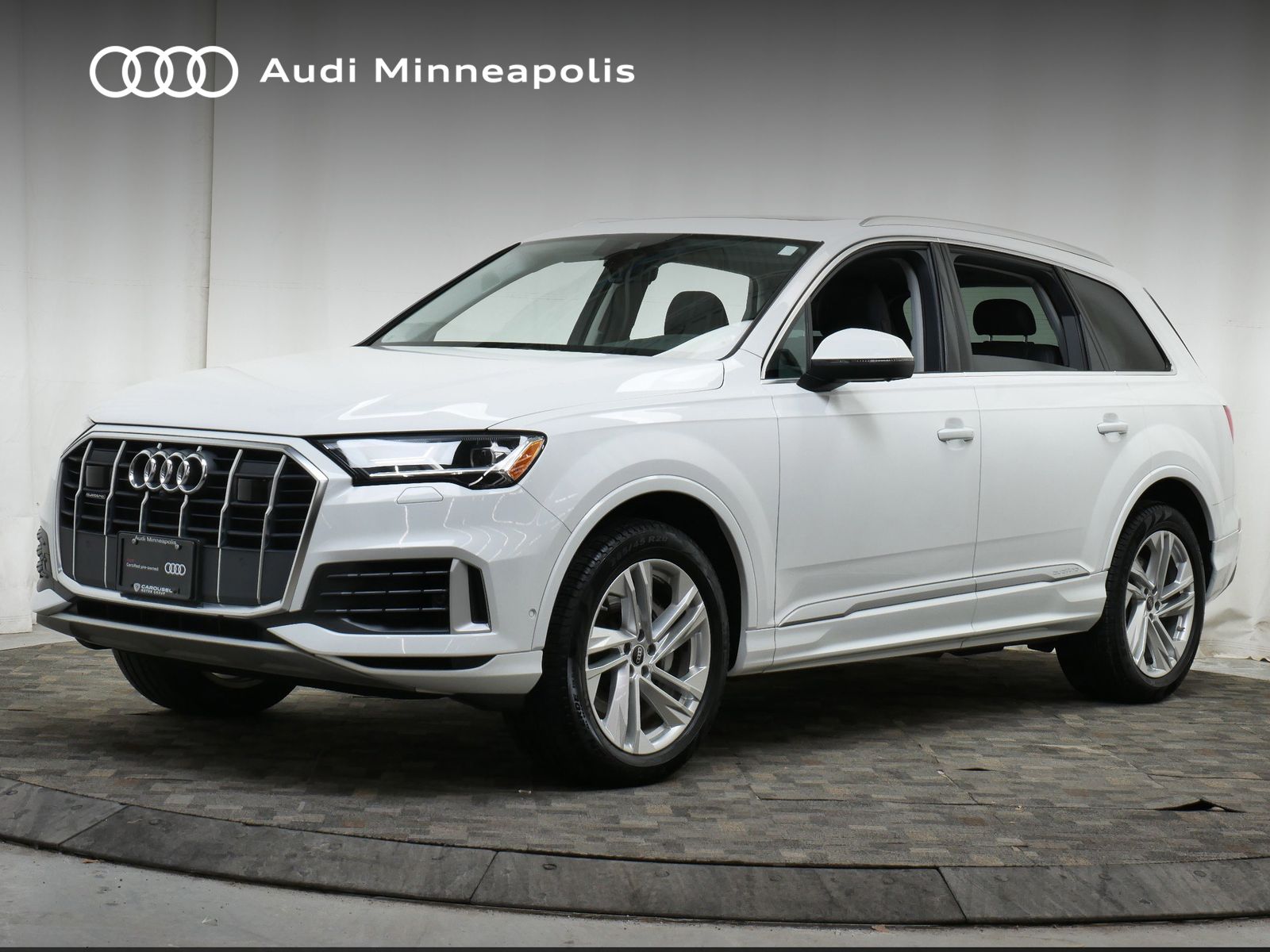 Thumbnail: 2023 Audi Q7 - 1
