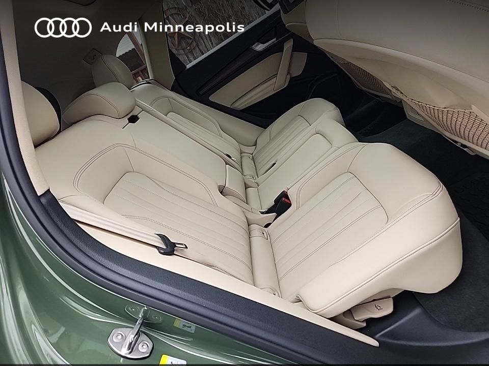 Thumbnail: 2023 Audi Q5 - 17