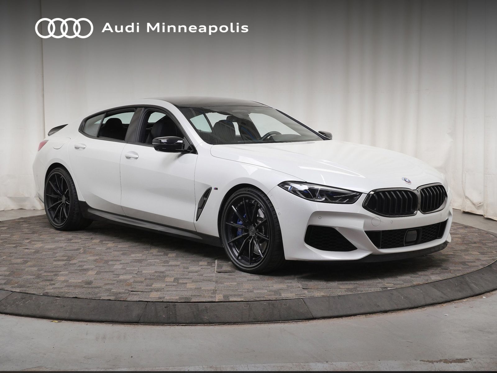 Thumbnail: 2020 BMW 8 Series - 9