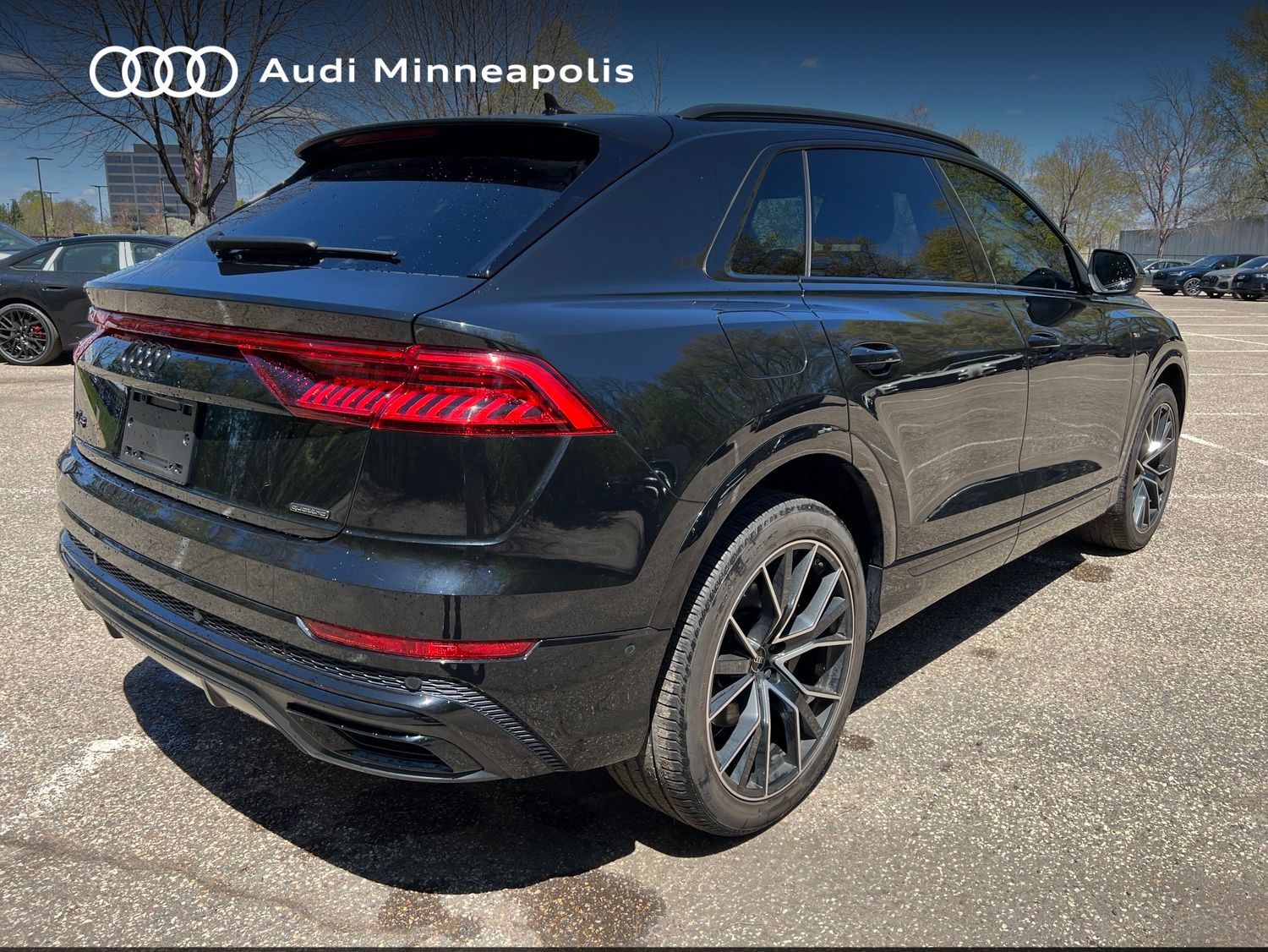 Thumbnail: 2023 Audi Q8 - 7