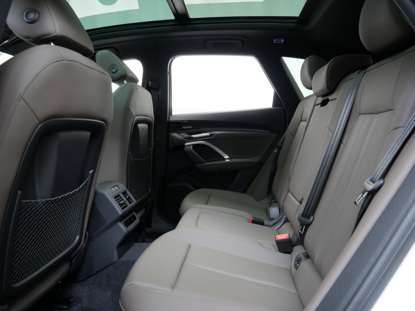 Thumbnail: 2025 Audi Q5 - 10