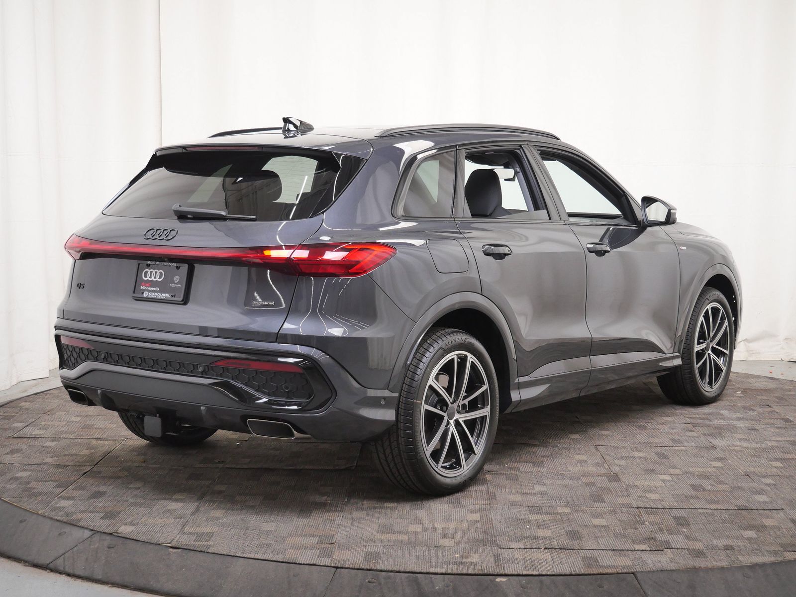 Thumbnail: 2026 Audi Q5 - 6