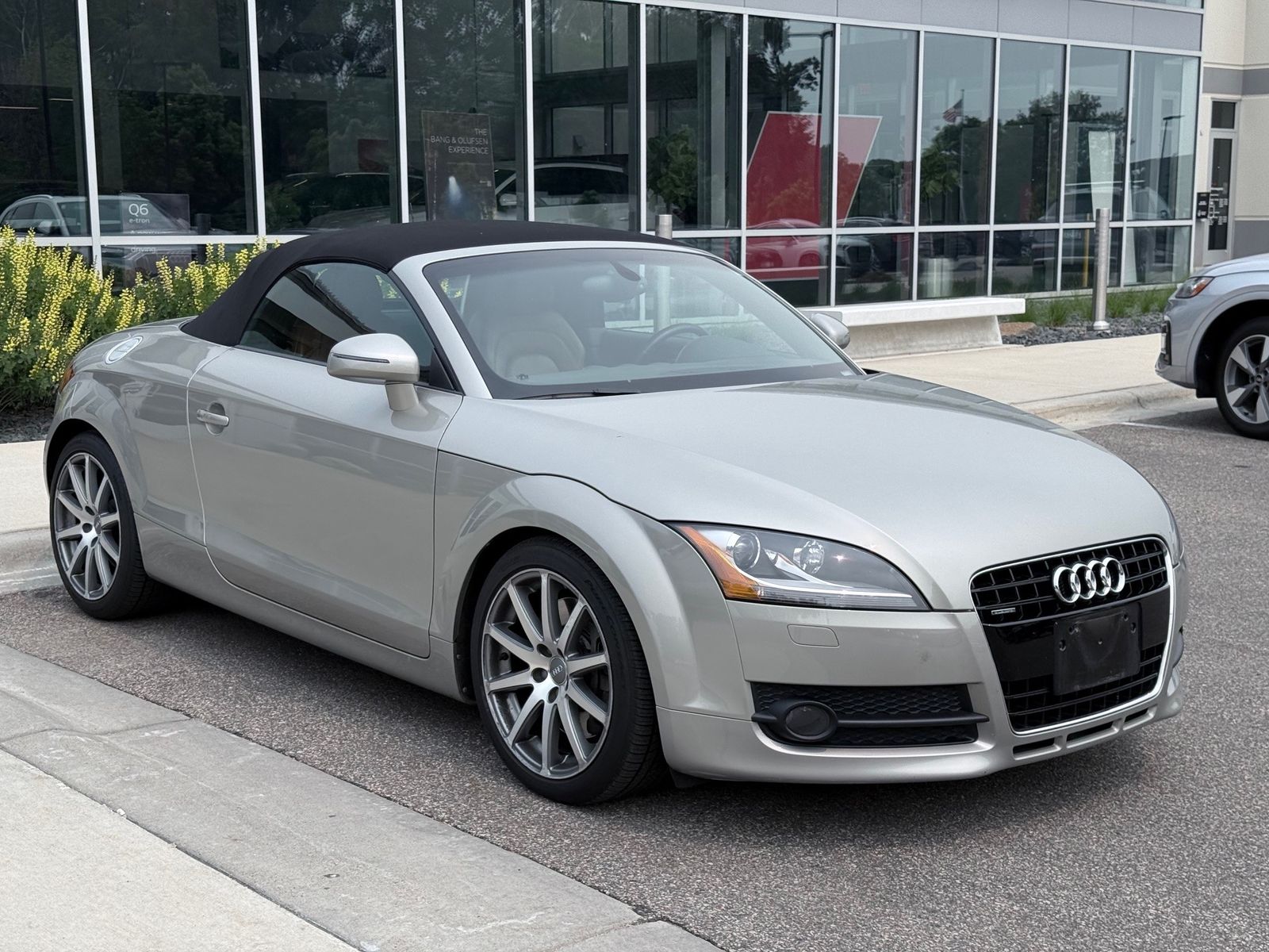 Thumbnail: 2008 Audi TT - 3