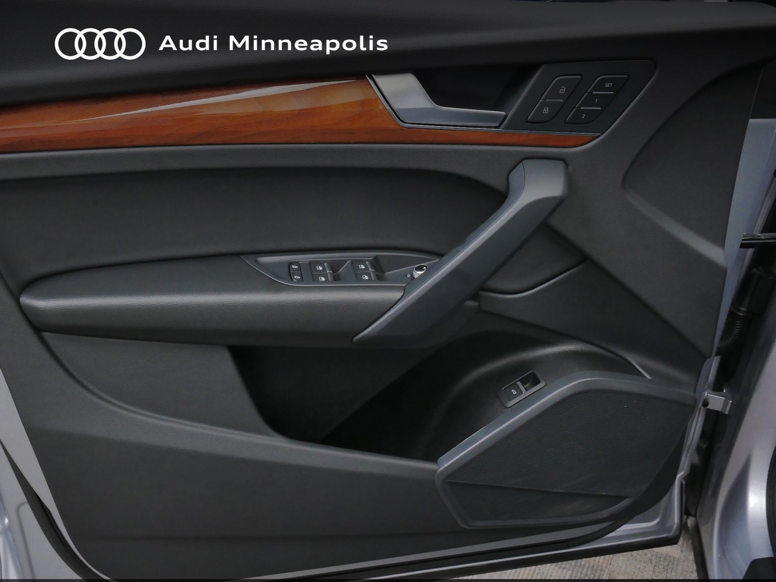 Thumbnail: 2023 Audi Q5 - 12
