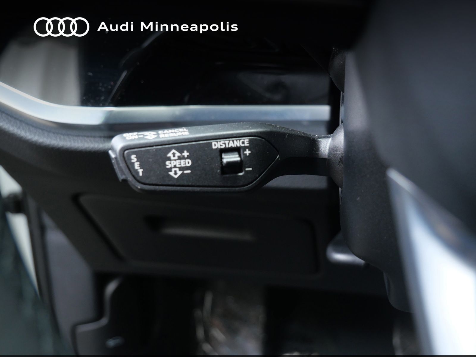 Thumbnail: 2023 Audi Q3 - 28