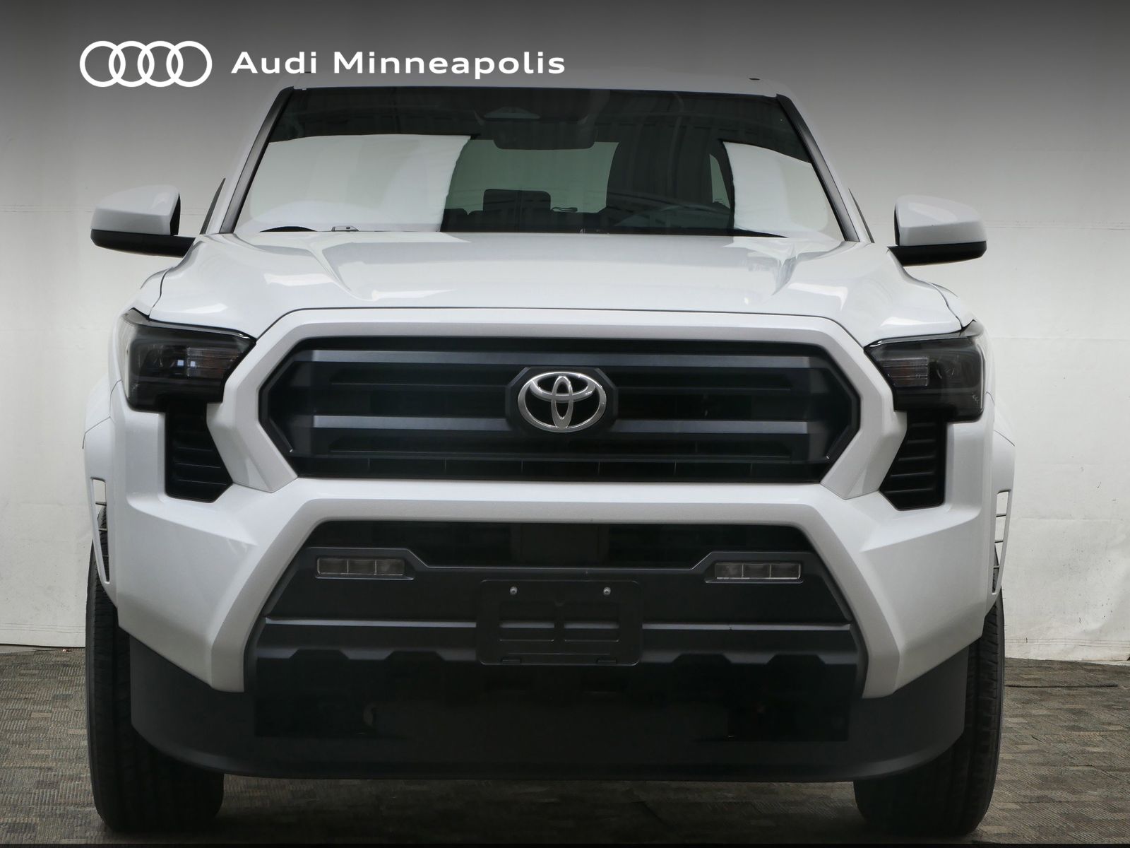 Thumbnail: 2025 Toyota Tacoma - 10