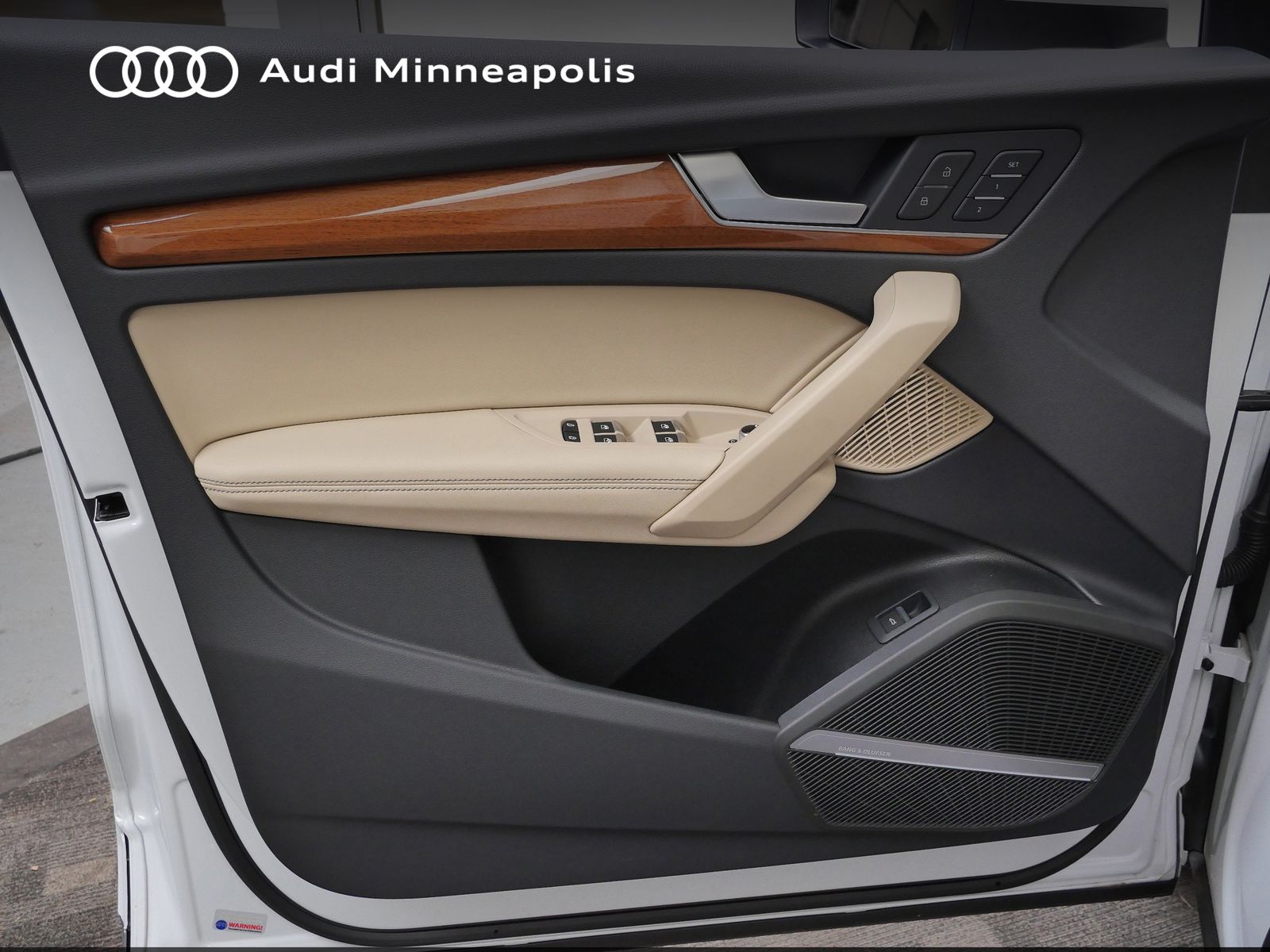 Thumbnail: 2023 Audi Q5 - 13