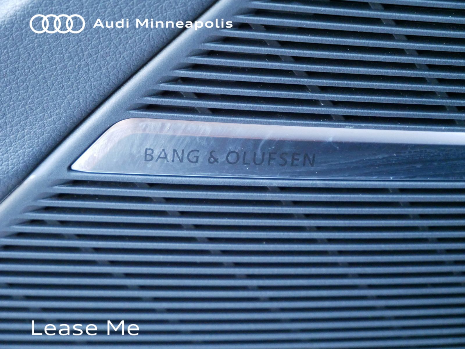 Thumbnail: 2026 Audi Q8 - 23