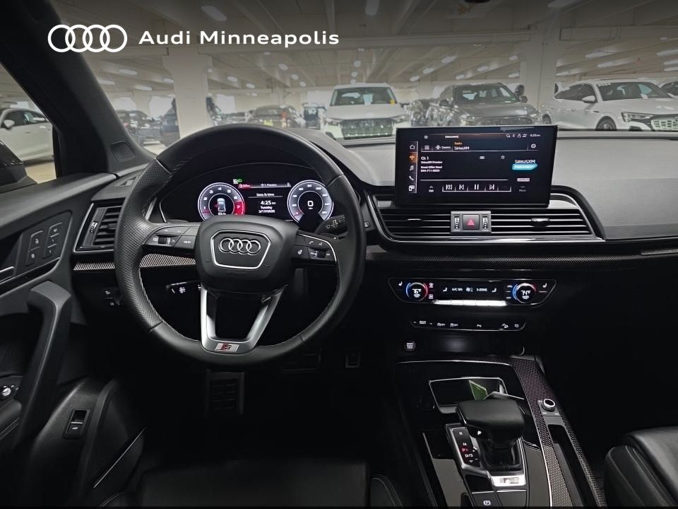 Thumbnail: 2023 Audi SQ5 - 4