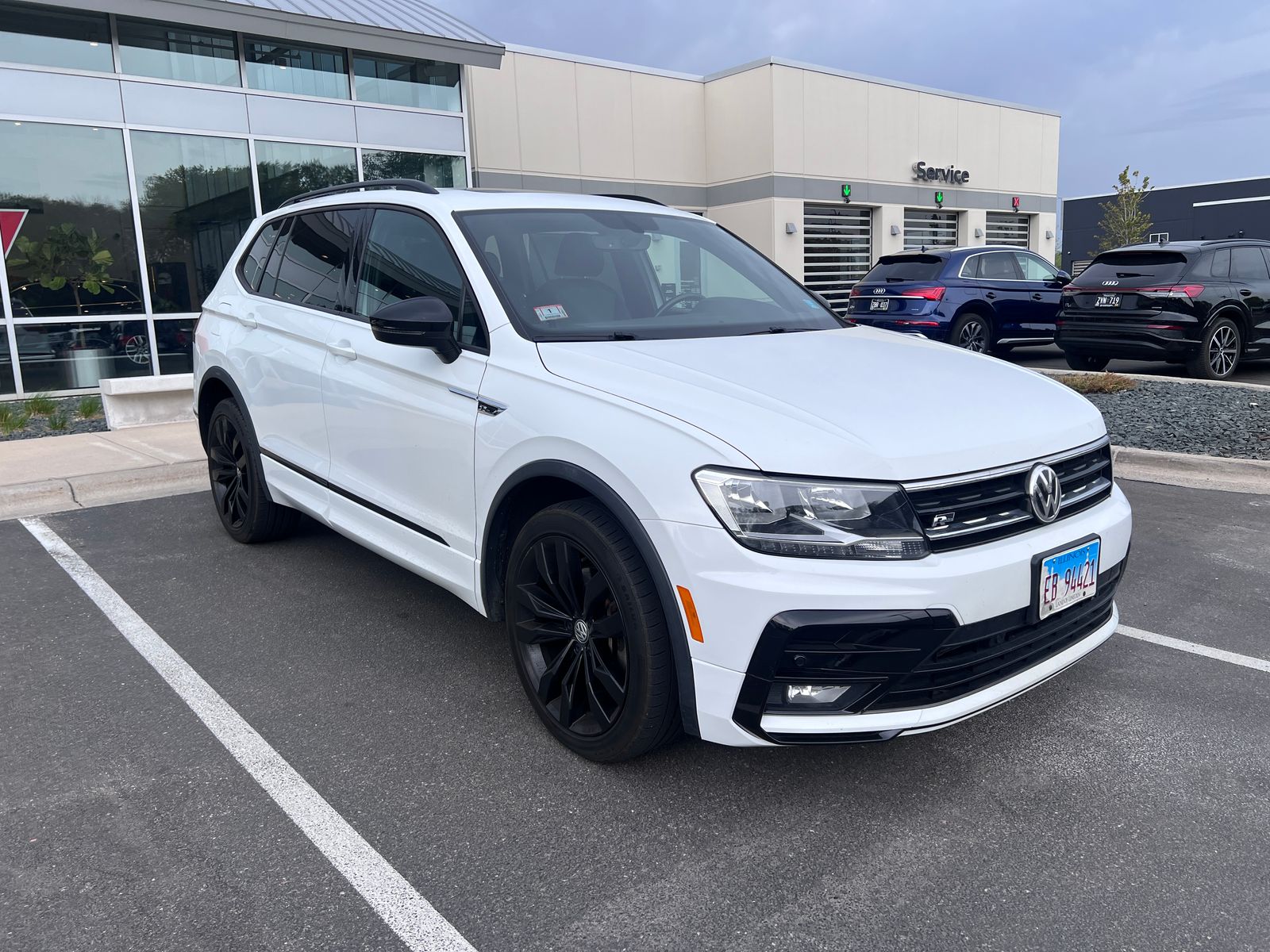 Thumbnail: 2020 Volkswagen Tiguan - 2