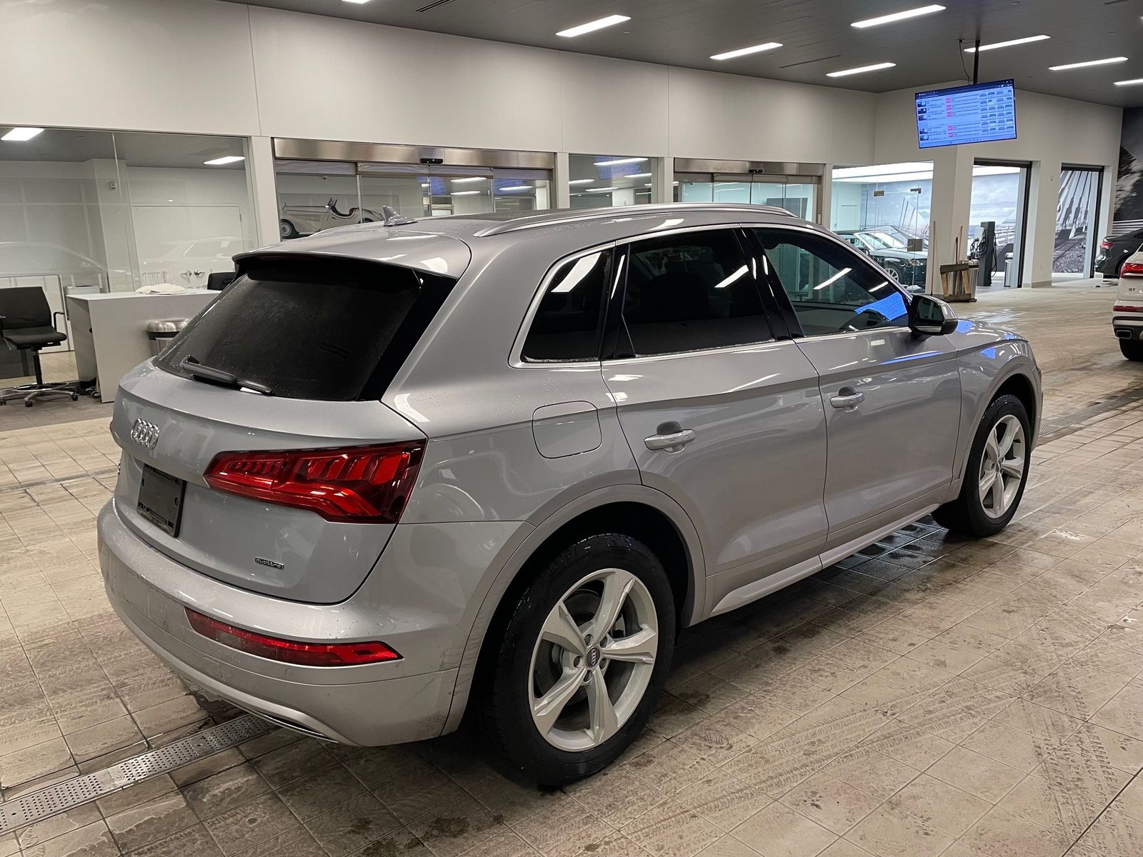 Thumbnail: 2020 Audi Q5 - 4