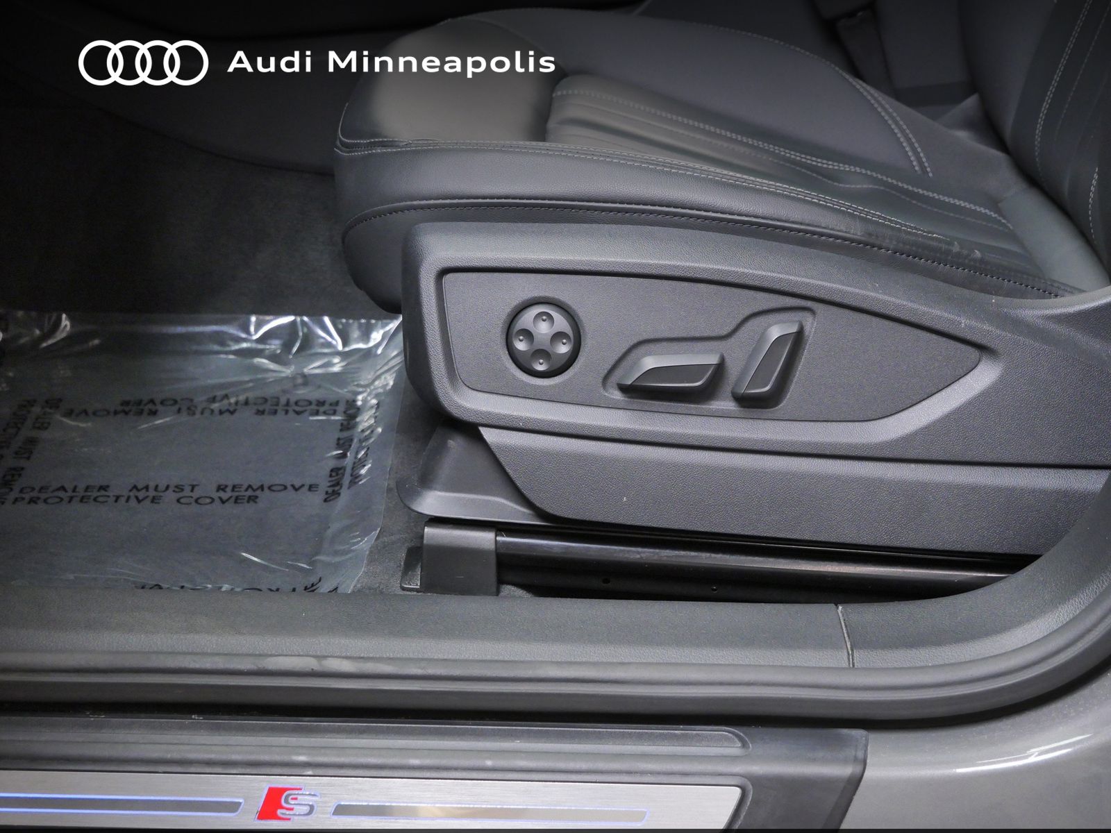 Thumbnail: 2023 Audi Q5 - 13