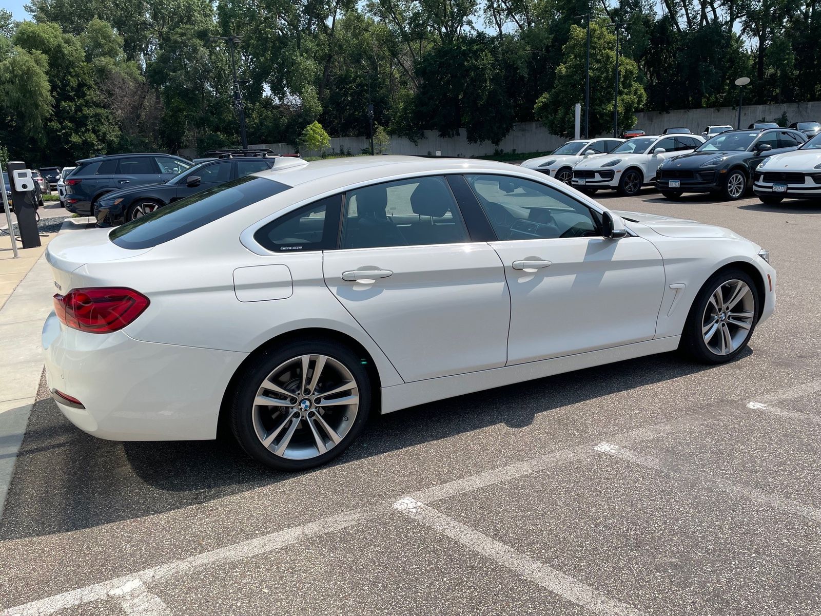 Thumbnail: 2019 BMW 4 Series - 4