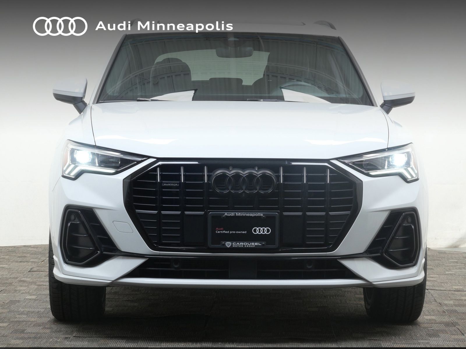 Thumbnail: 2023 Audi Q3 - 11