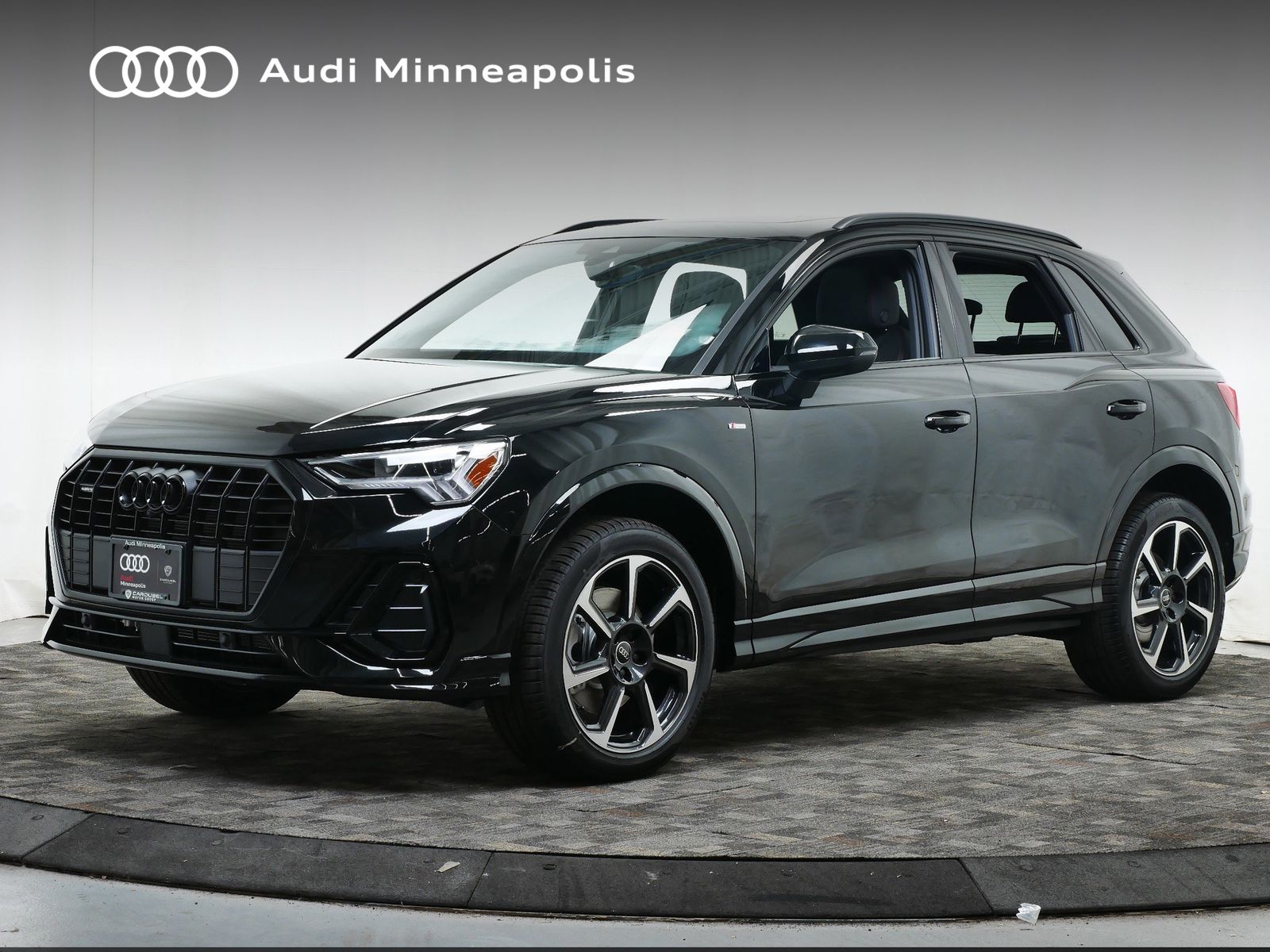 Thumbnail: 2025 Audi Q3 - 1