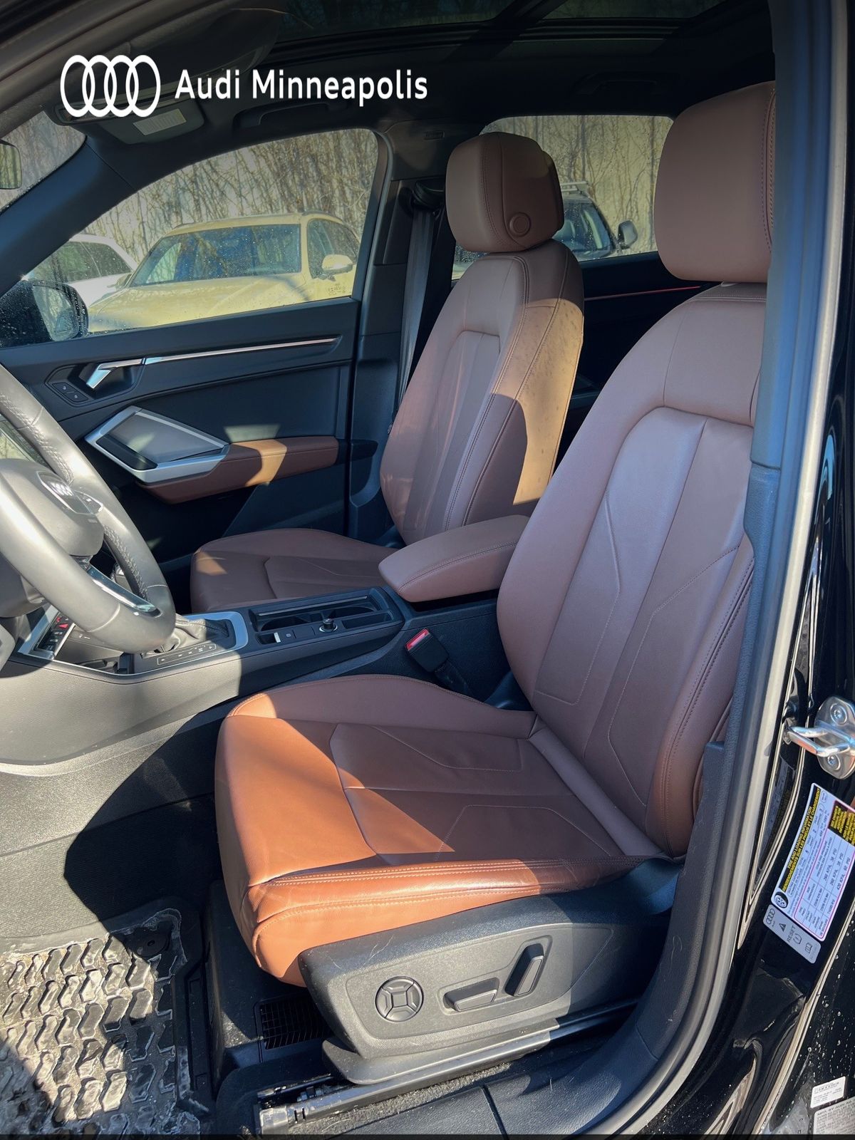 Thumbnail: 2023 Audi Q3 - 2