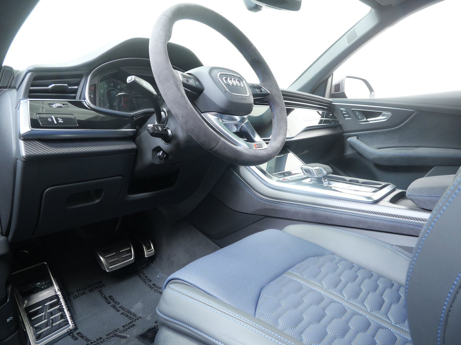 Thumbnail: 2026 Audi RS Q8 - 2