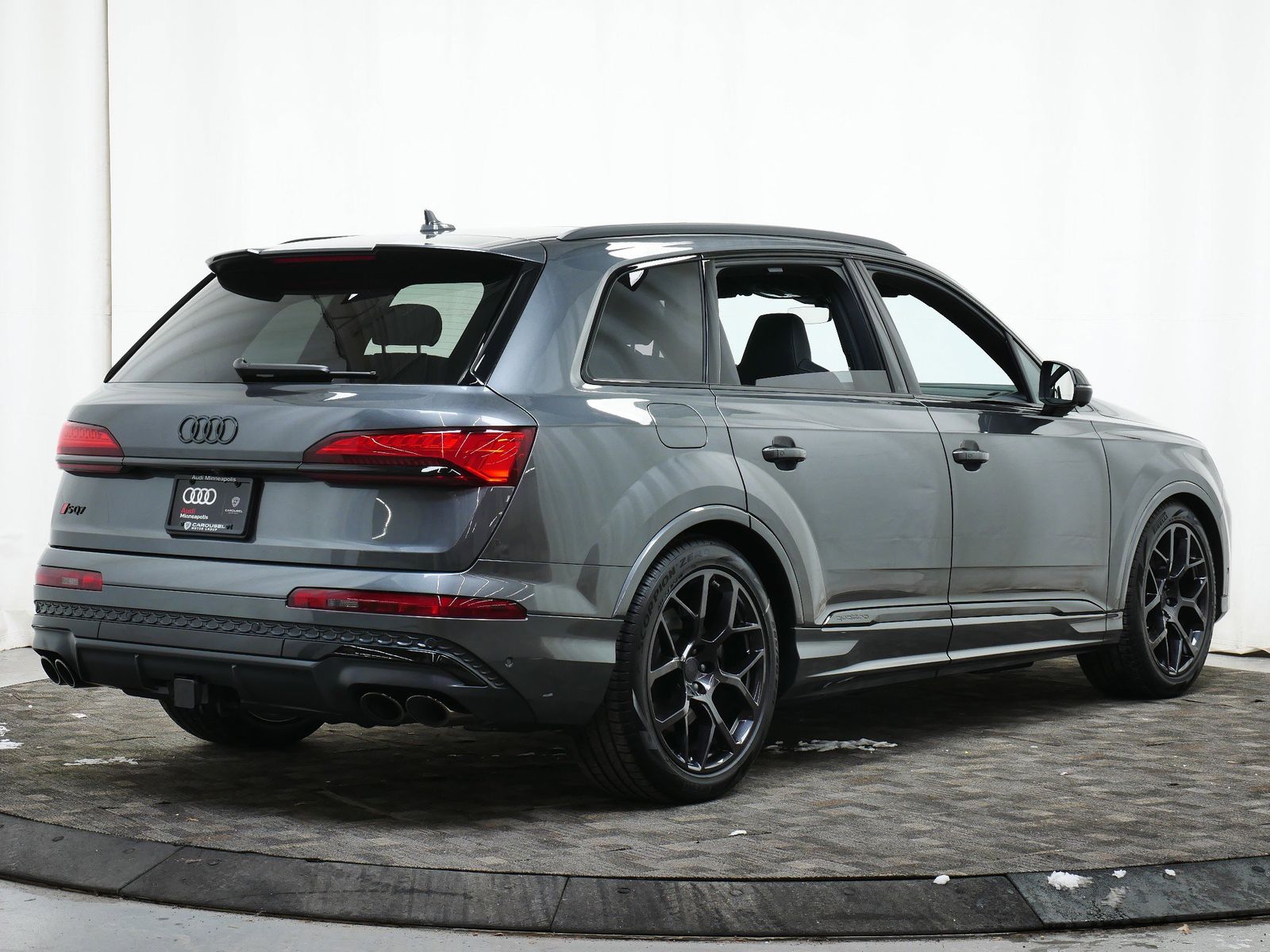 Thumbnail: 2026 Audi SQ7 - 6