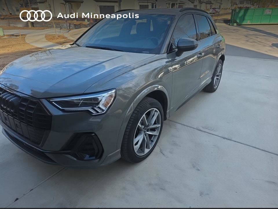 Thumbnail: 2023 Audi Q3 - 1