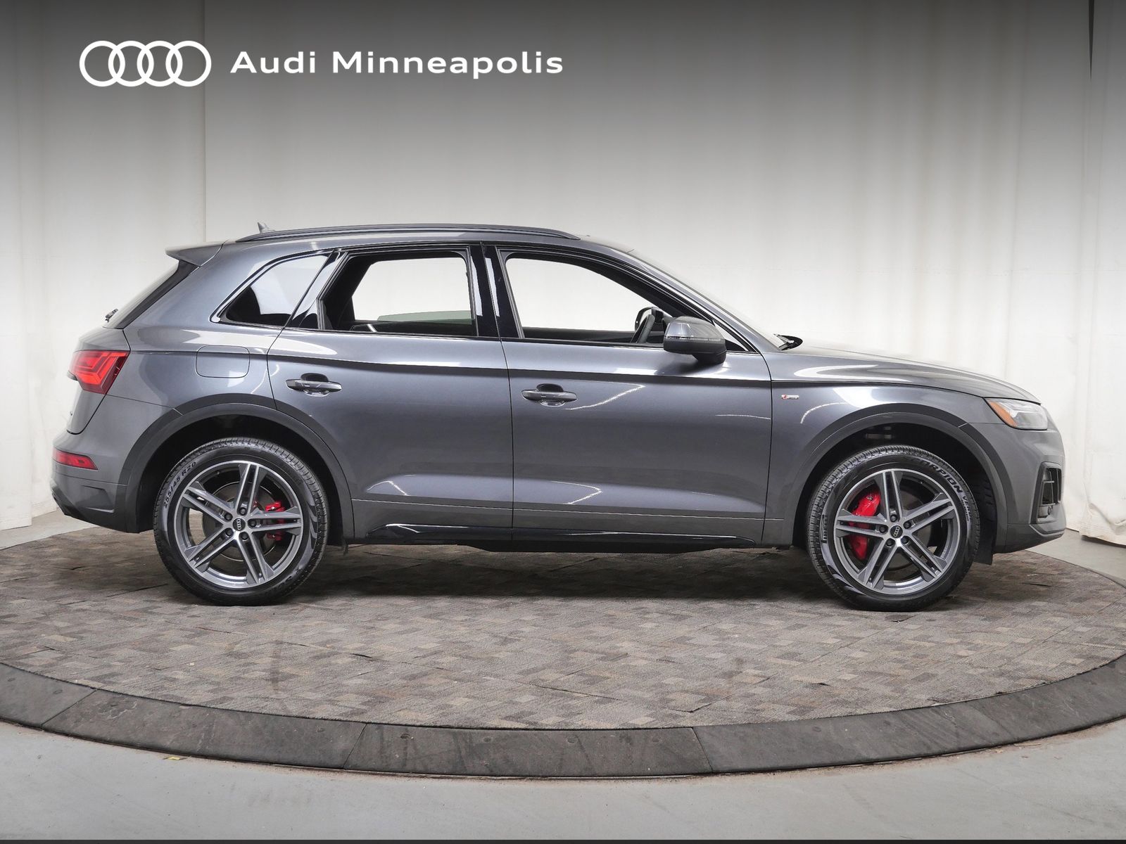 Thumbnail: 2025 Audi Q5 - 9
