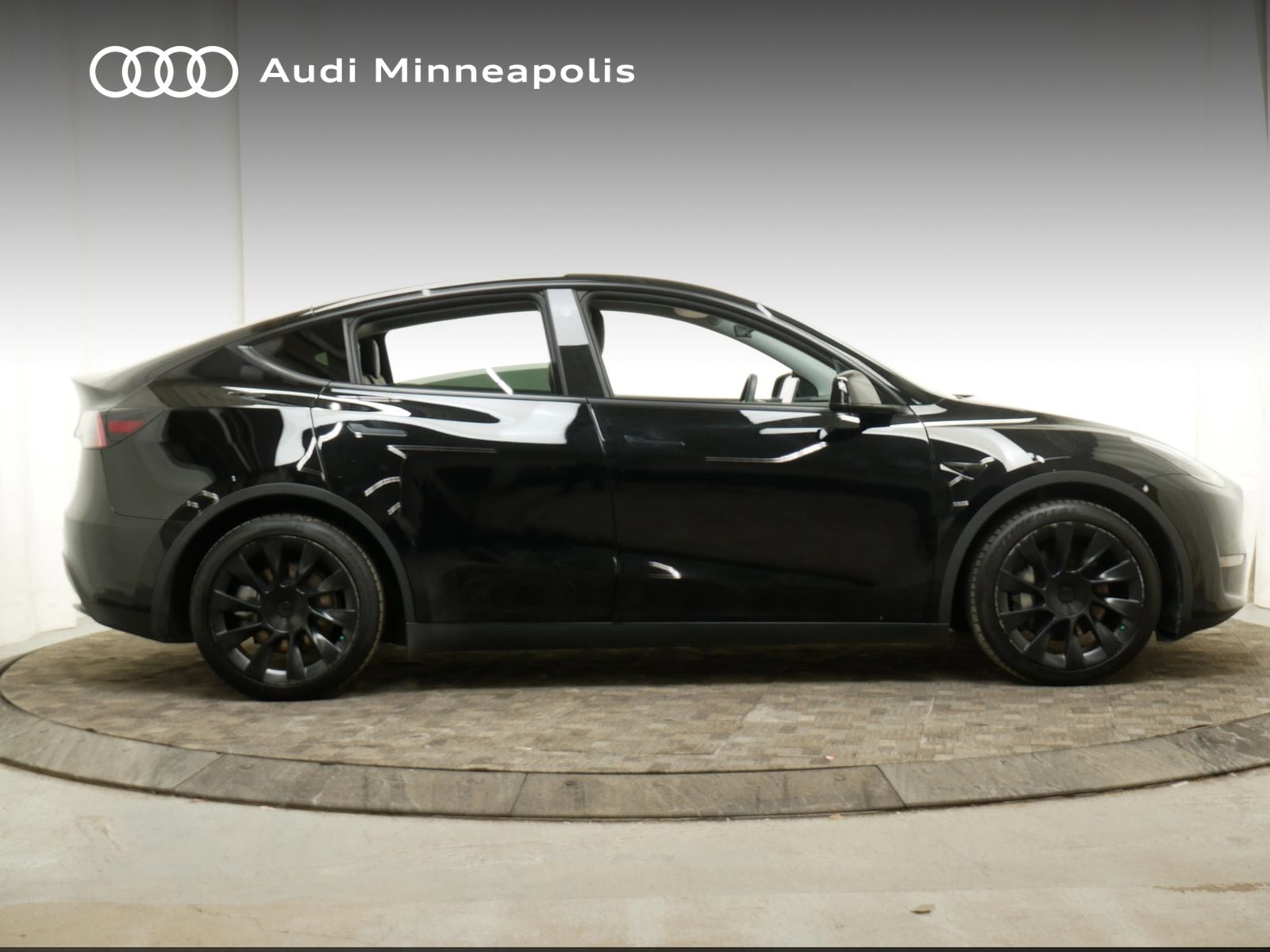 Thumbnail: 2022 Tesla Model Y - 7