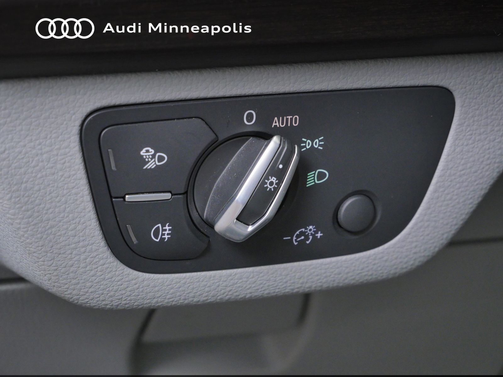 Thumbnail: 2023 Audi Q5 - 20