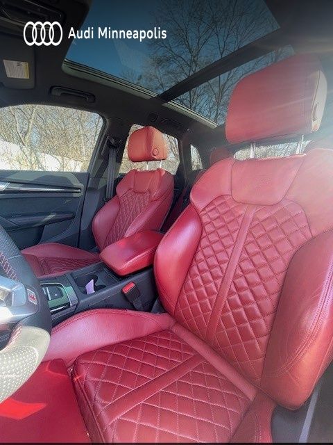 Thumbnail: 2023 Audi SQ5 - 13