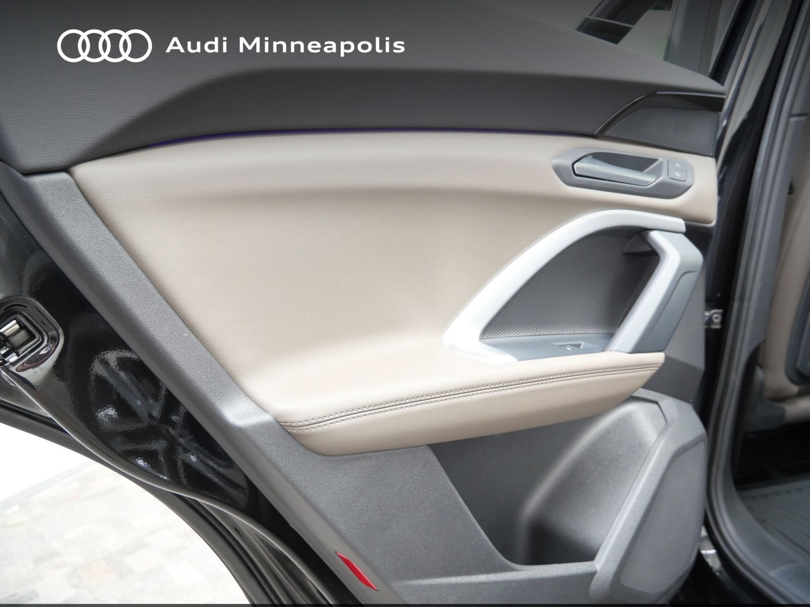Thumbnail: 2025 Audi Q5 - 16