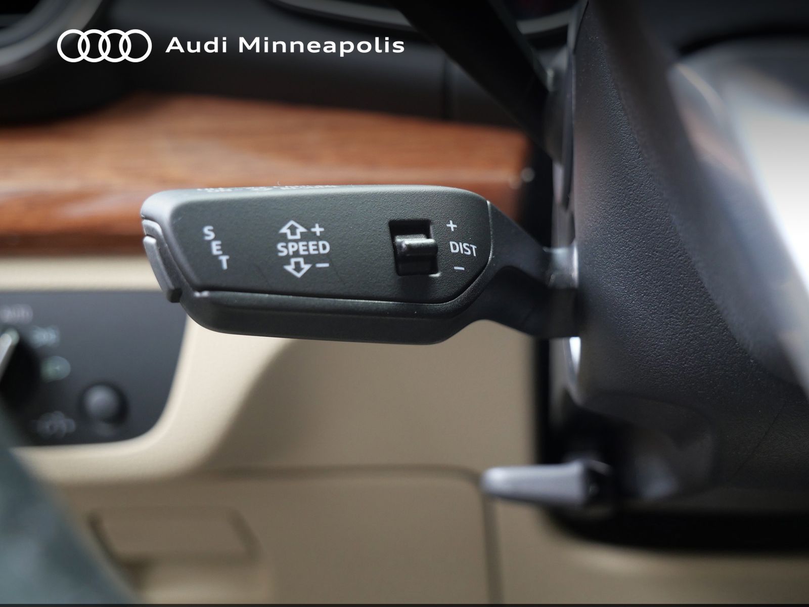 Thumbnail: 2023 Audi Q5 - 32