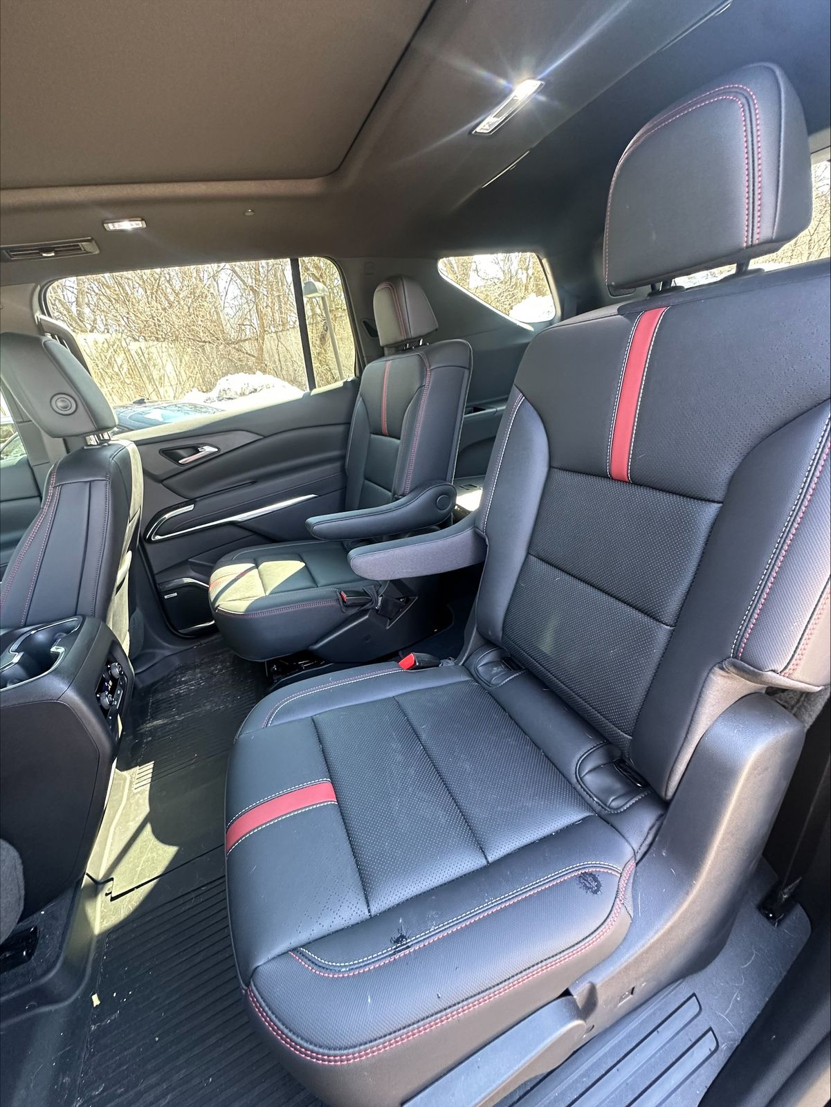 Thumbnail: 2024 Chevrolet Traverse - 10