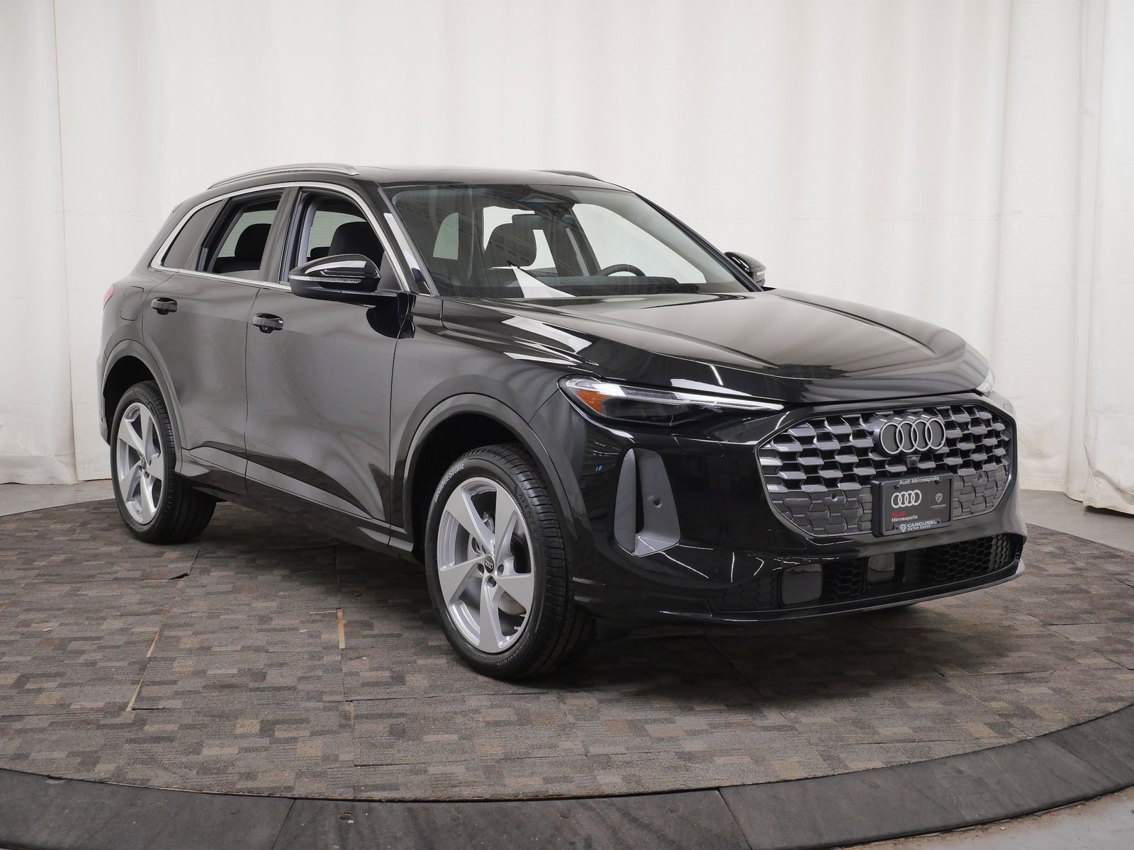 Thumbnail: 2026 Audi Q5 - 8