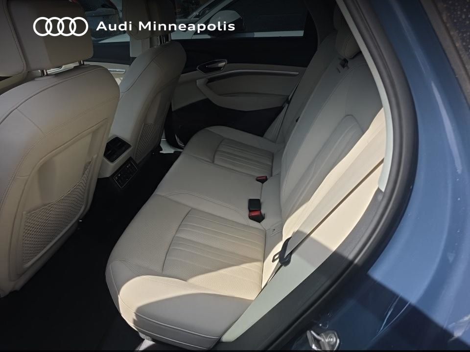 Thumbnail: 2024 Audi Q8 e-tron - 12