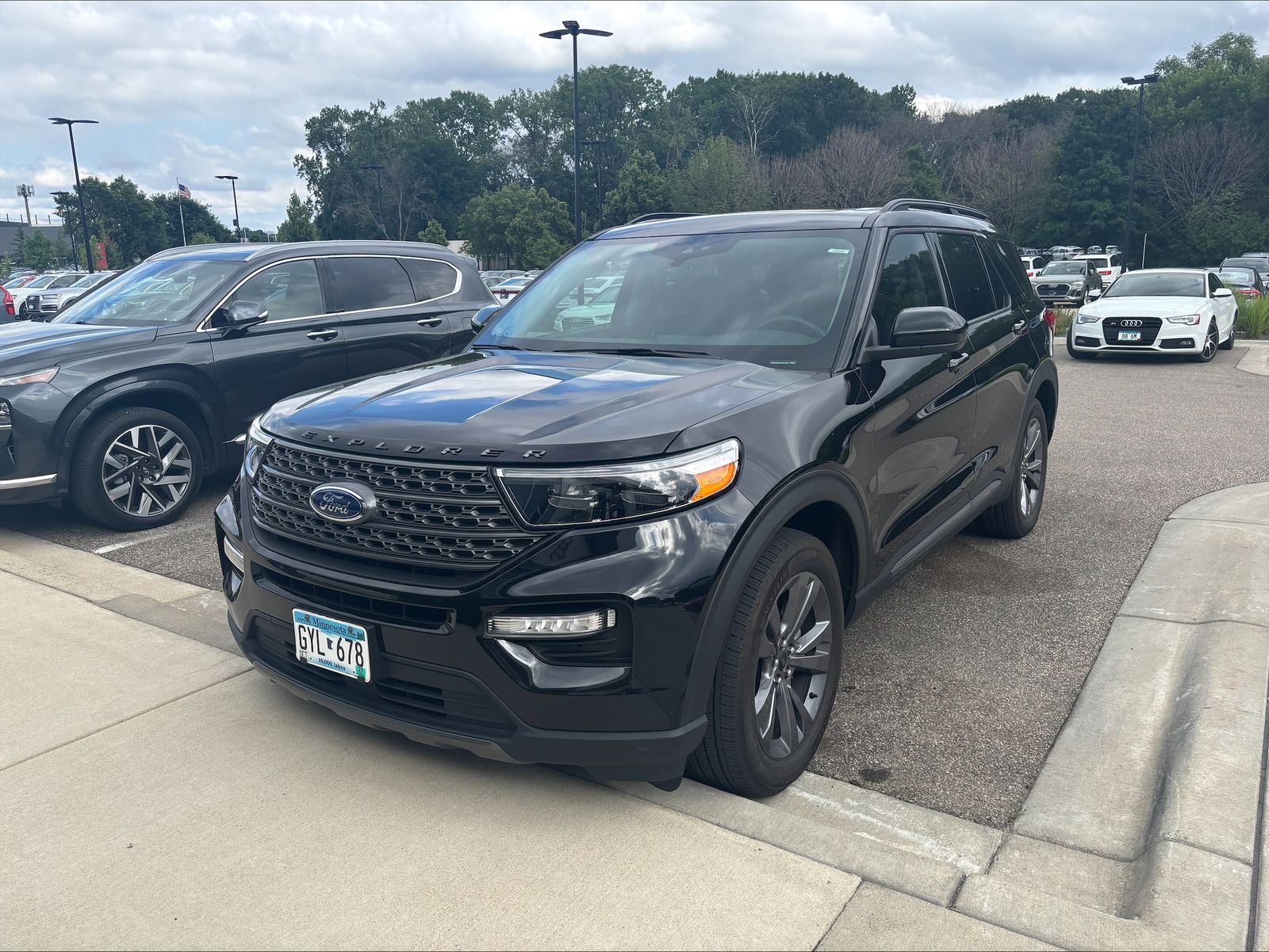 Thumbnail: 2022 Ford Explorer - 1