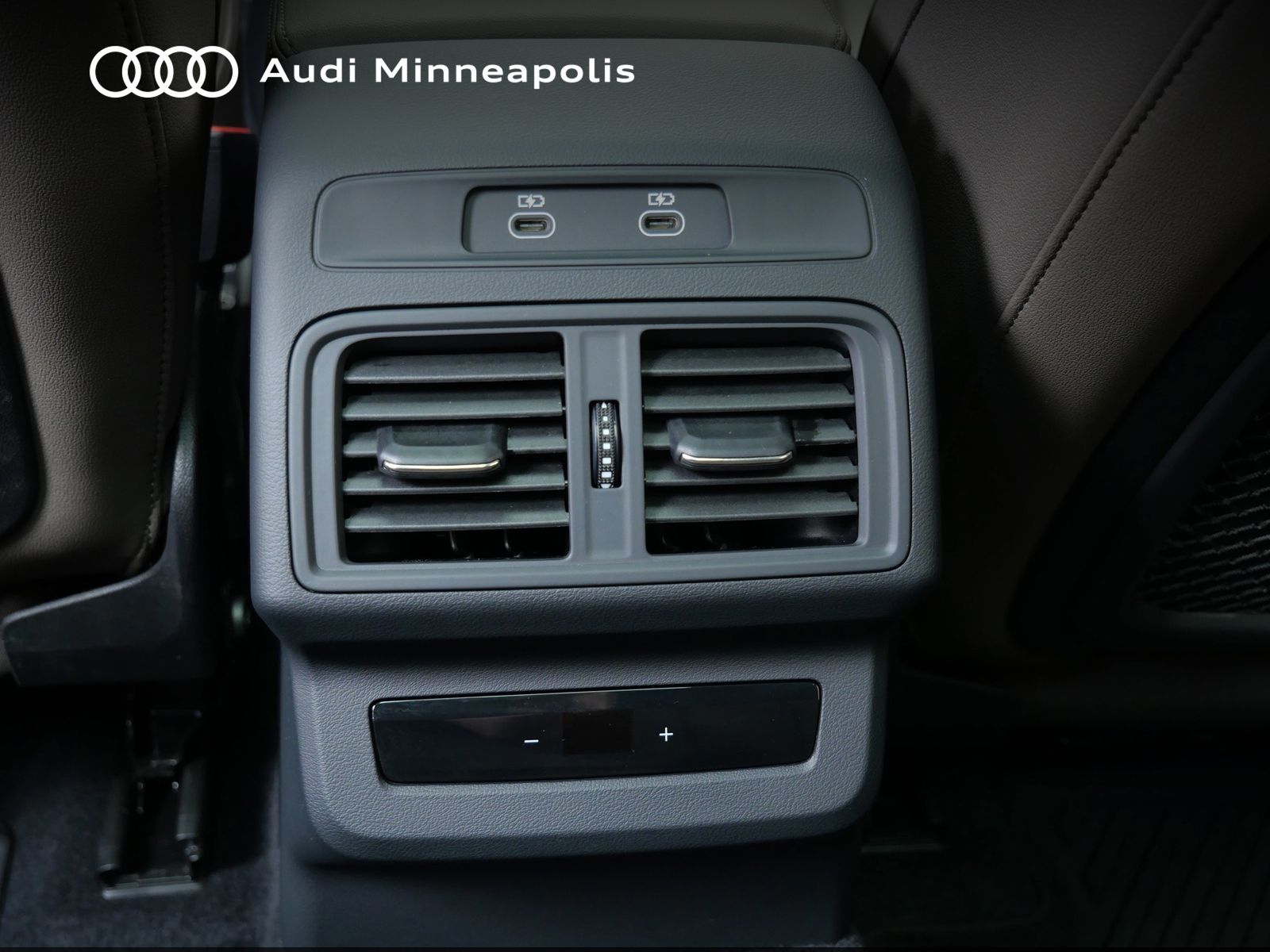 Thumbnail: 2025 Audi Q5 - 17