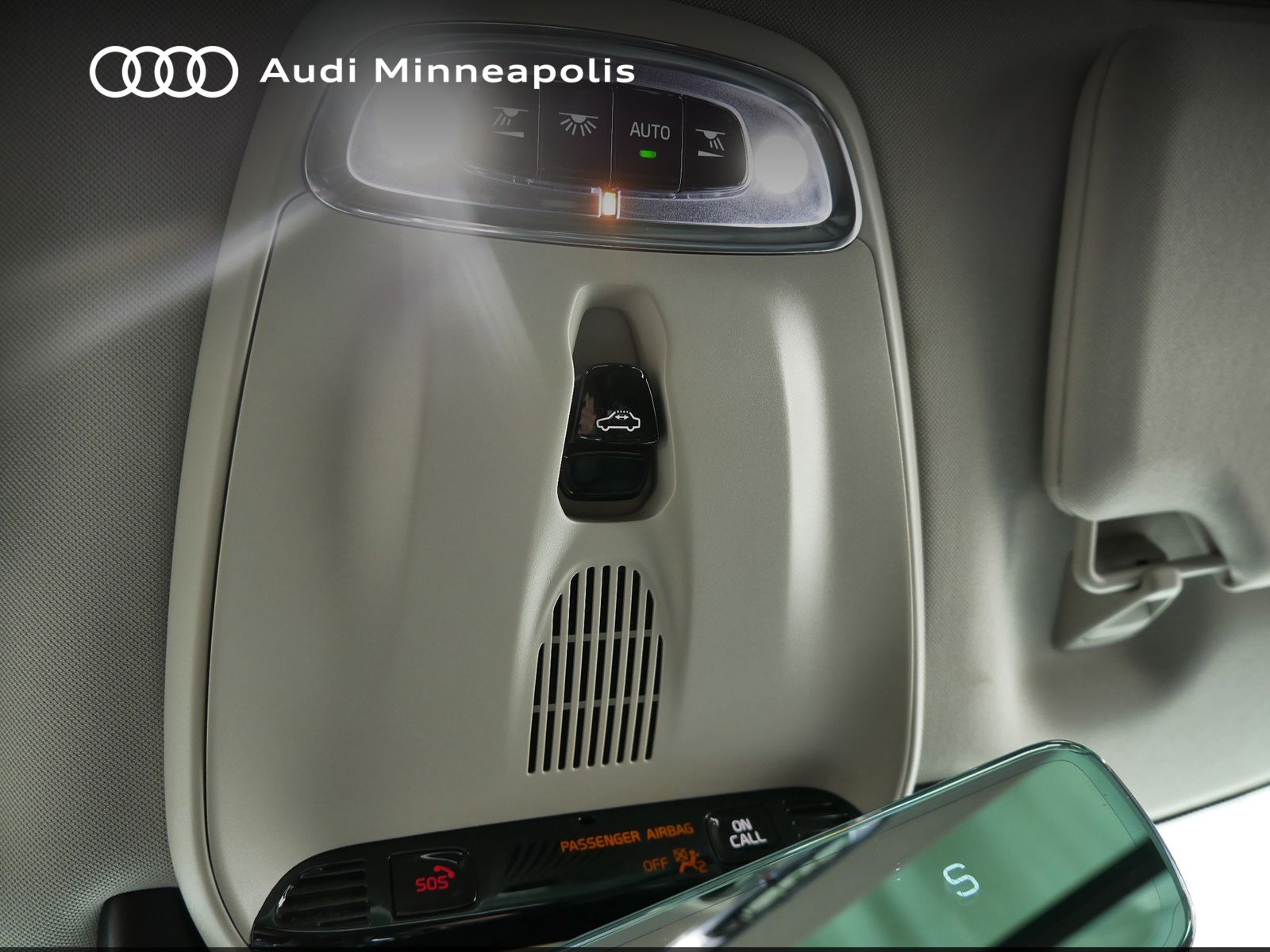 Thumbnail: 2018 Volvo XC90 - 30