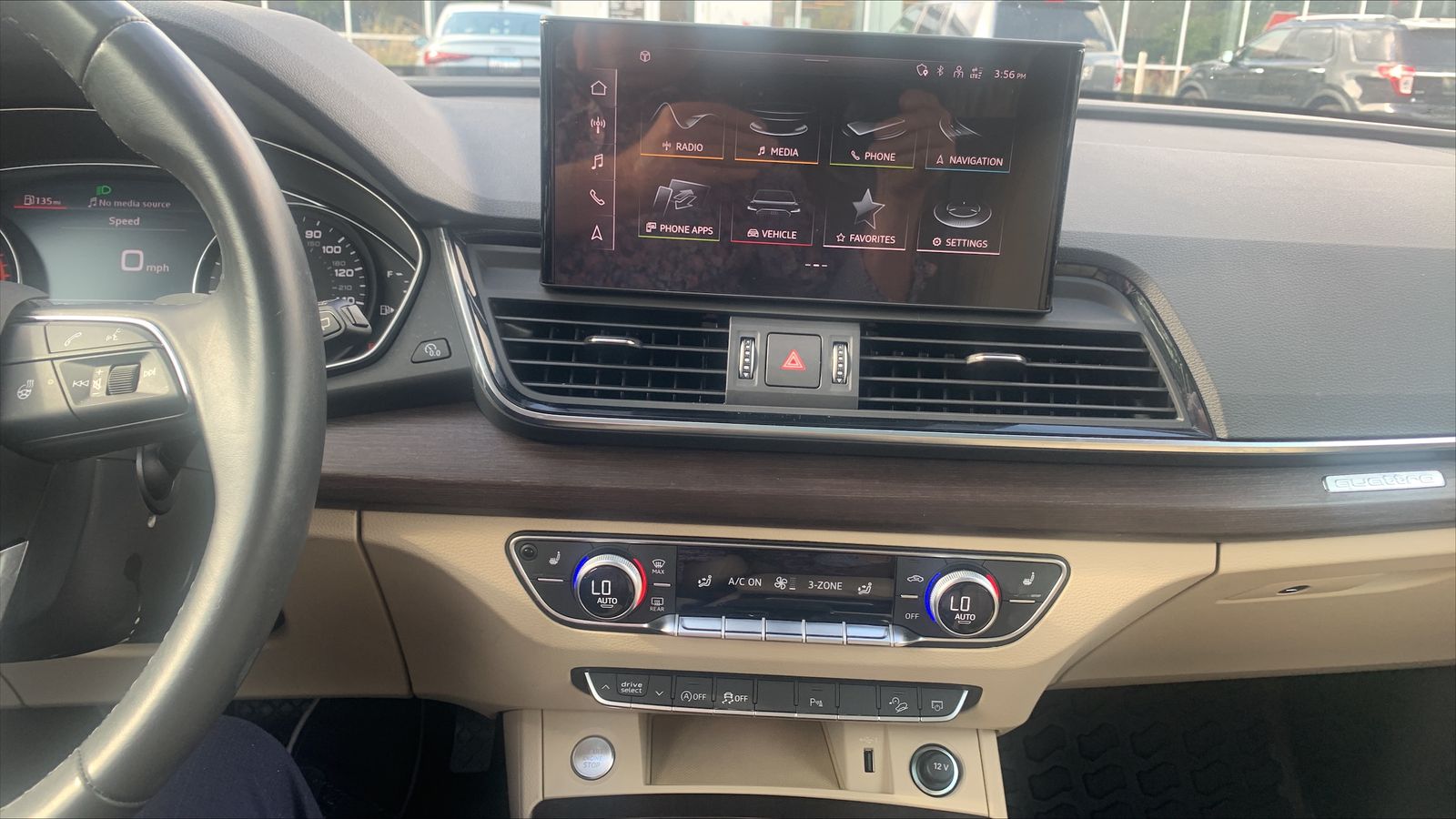 Thumbnail: 2022 Audi Q5 - 5