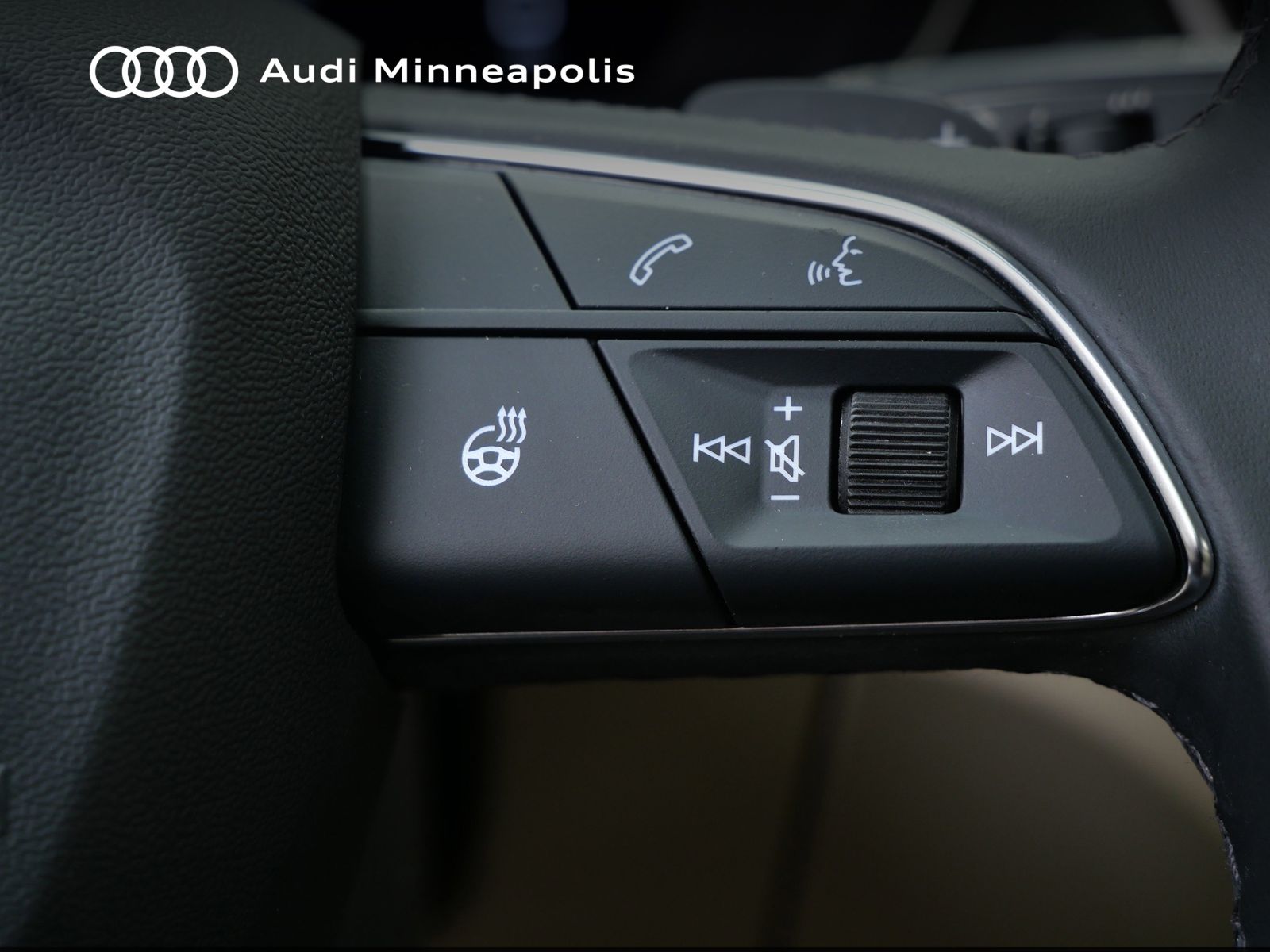 Thumbnail: 2023 Audi Q5 - 24