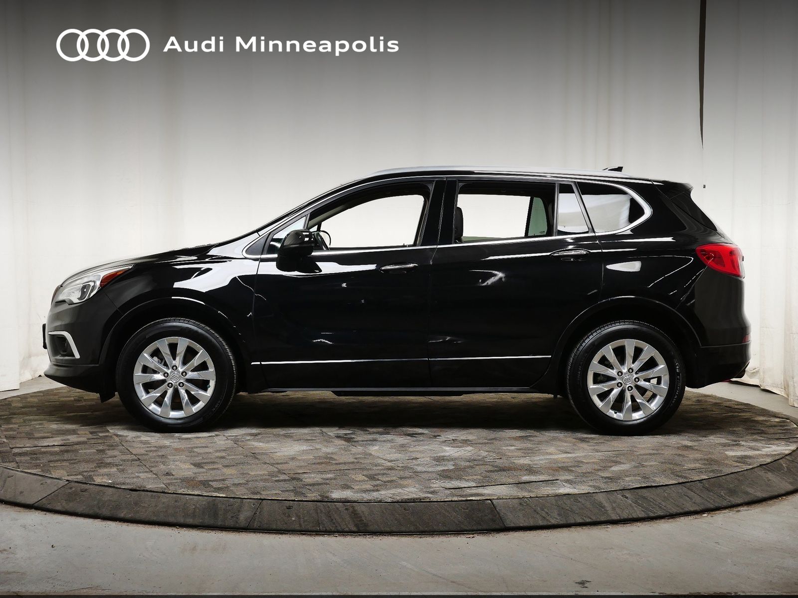 Thumbnail: 2017 Buick Envision - 3