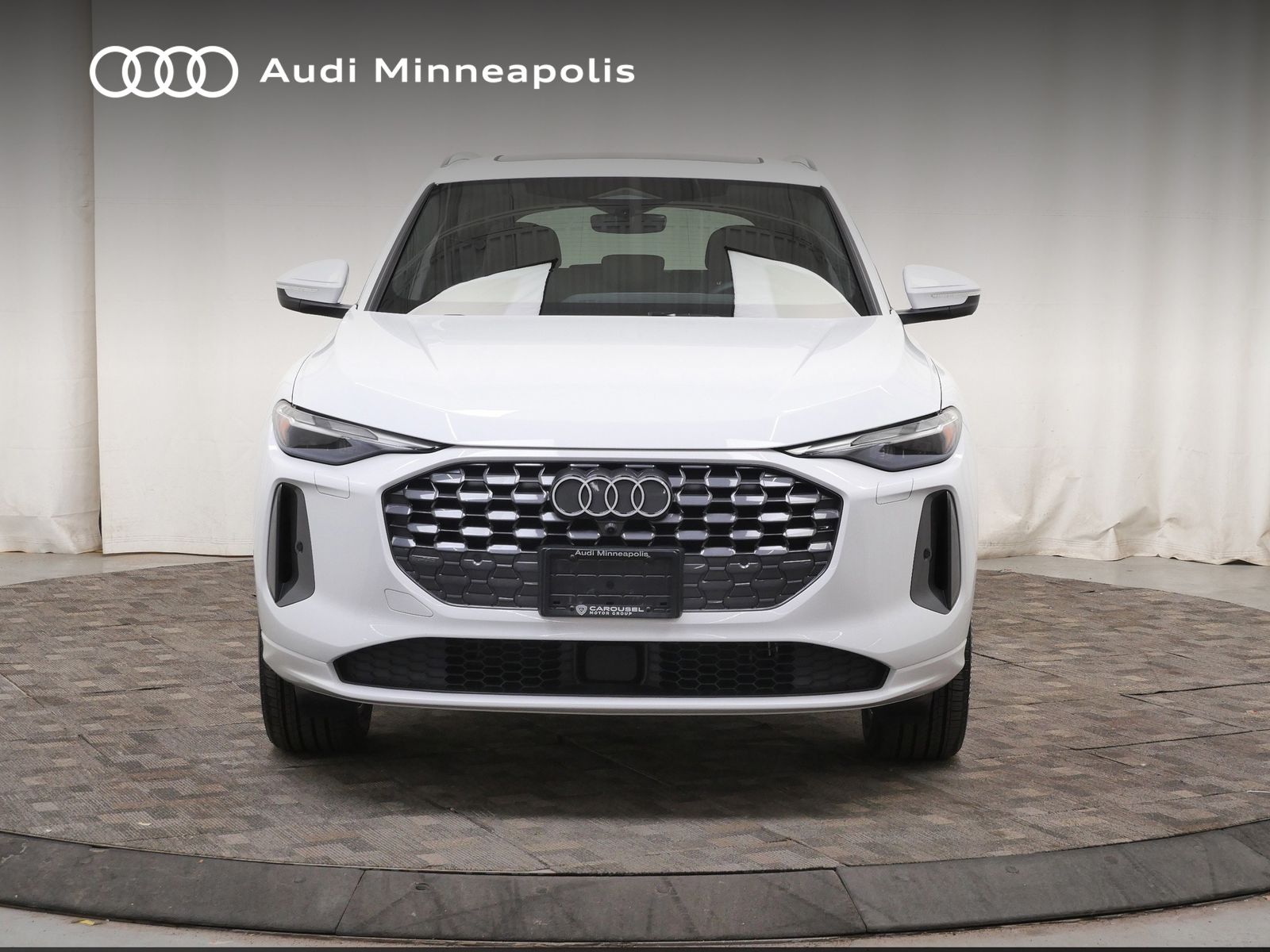 Thumbnail: 2025 Audi Q5 - 11