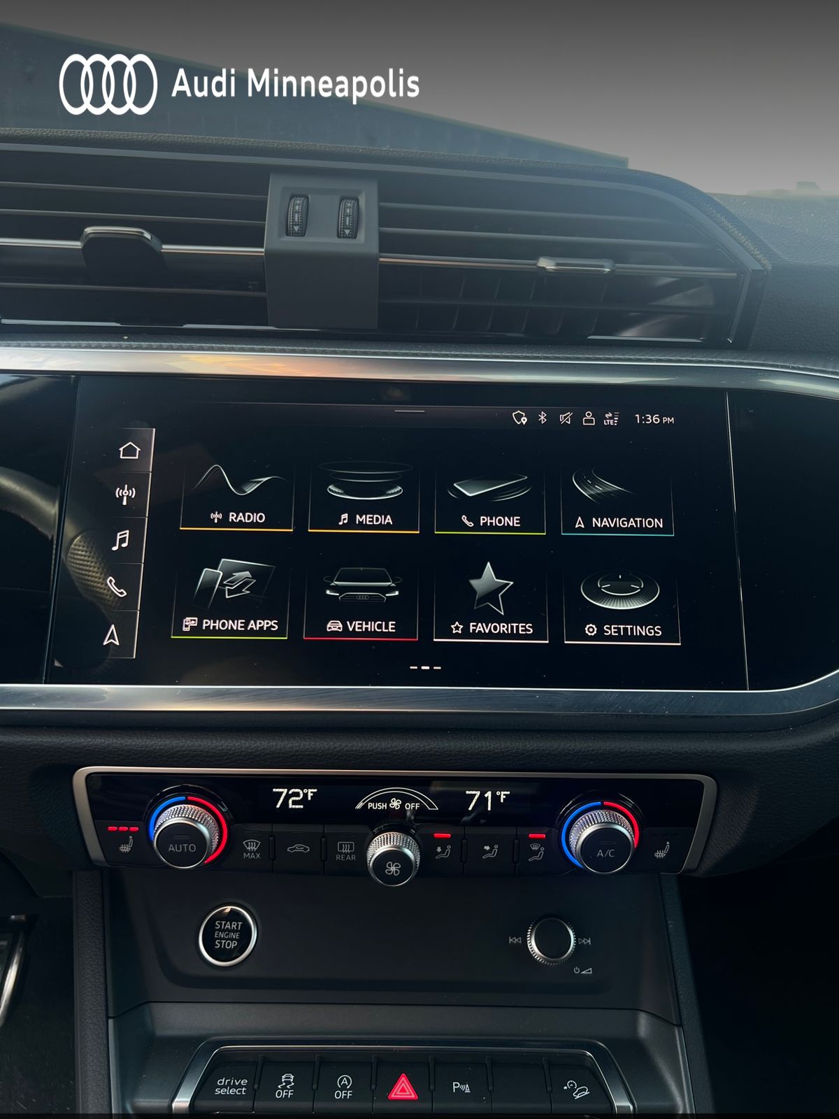 Thumbnail: 2025 Audi Q3 - 19